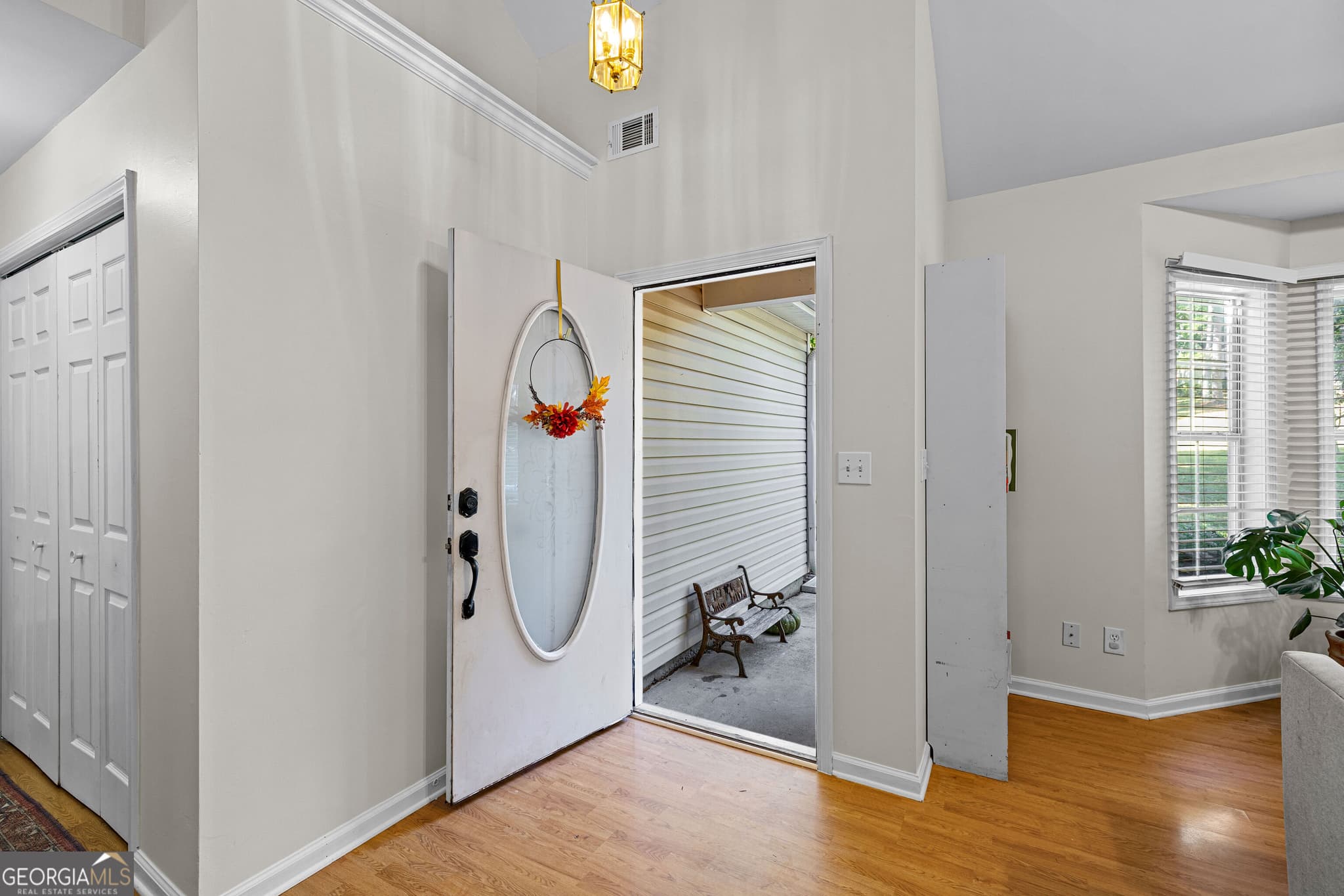 3 bedroom, 2 bathroom, 1,404 sq ft single family residence for sale at 105 Paces Landing Place, Newnan, GA 30263 — photo 5