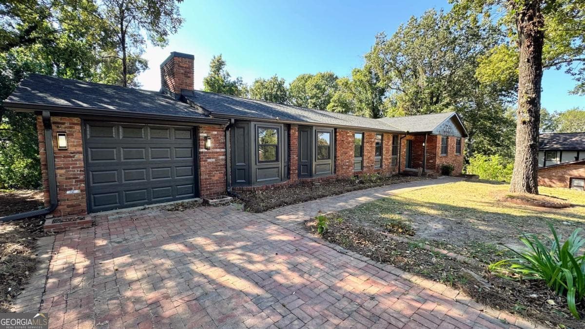 6 Windsor Circle, Anniston, AL 36207 — most recent listing photo