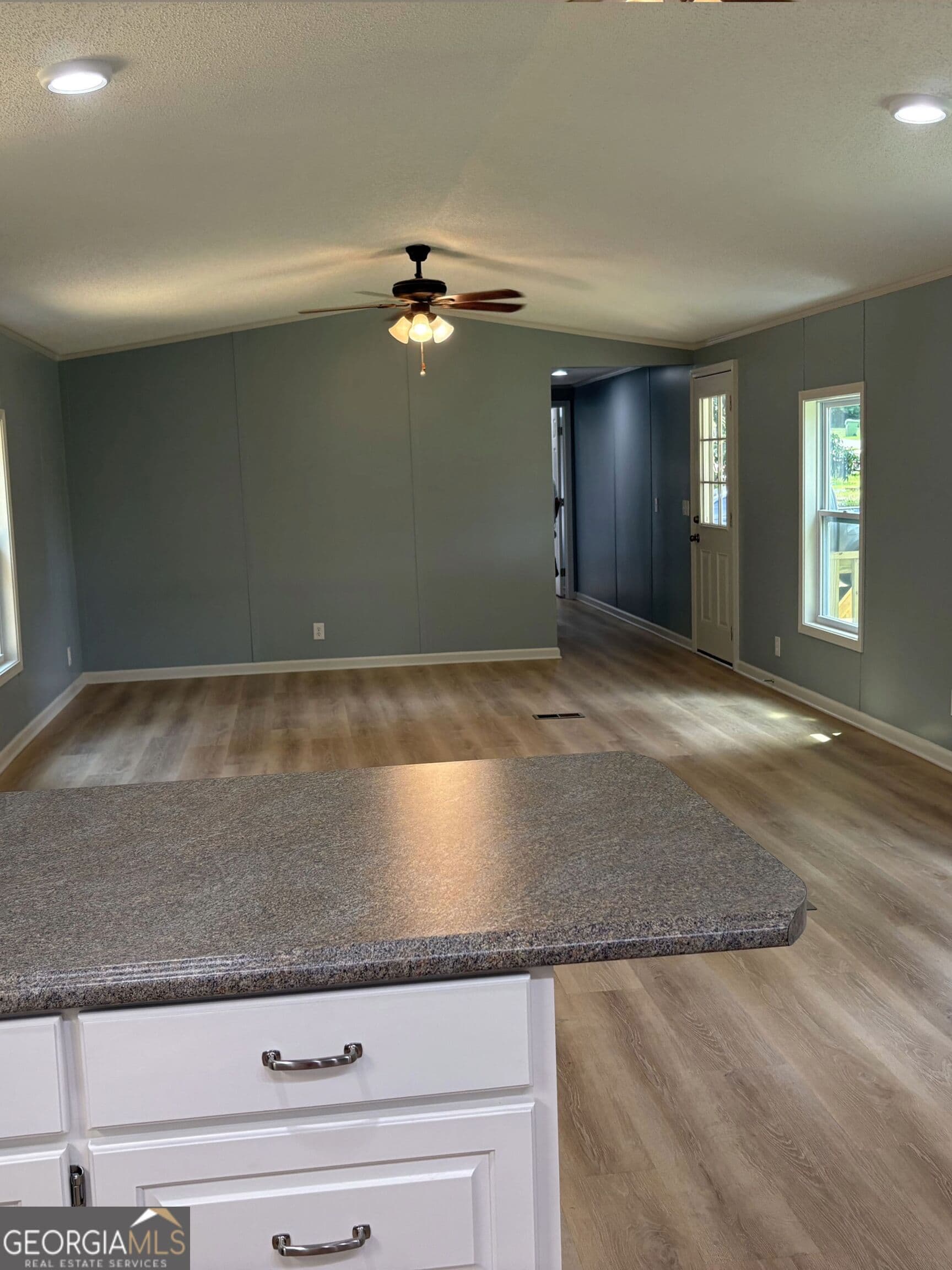 3 bedroom, 2 bathroom, 1,280 sq ft manufactured home,single family residence for sale at 87 1st Street, Shiloh, GA 31826 — photo 5