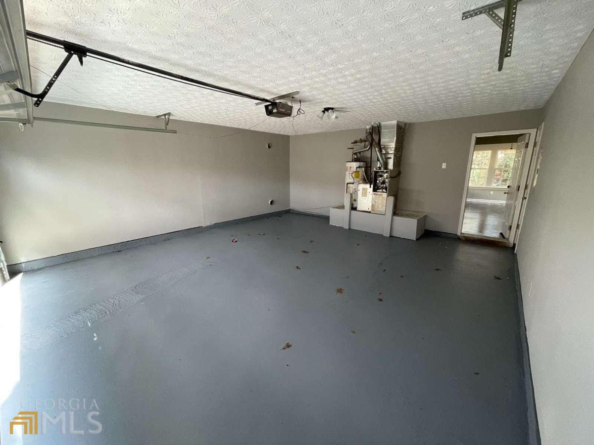3 bedroom, 2.5 bathroom, 1,958 sq ft single family residence for sale at 2162 Anconia Circle, Lawrenceville, GA 30044 — photo 3