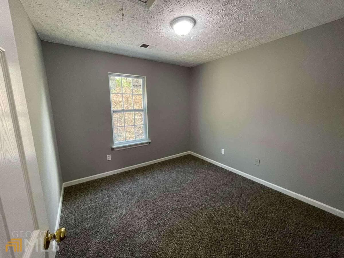 3 bedroom, 2.5 bathroom, 1,958 sq ft single family residence for sale at 2162 Anconia Circle, Lawrenceville, GA 30044 — photo 8