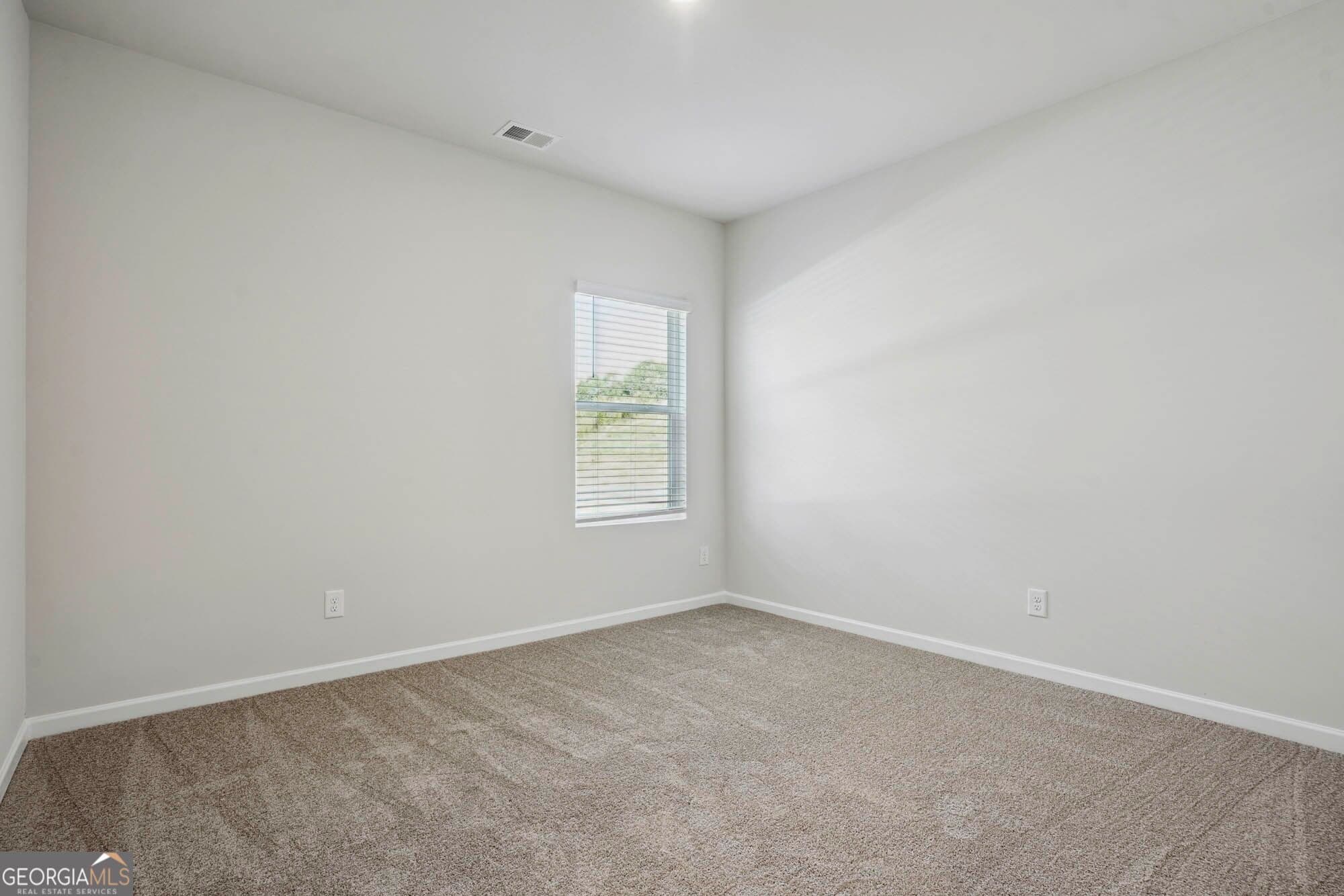 4 bedroom, 3 bathroom, 2,000 sq ft single family residence for sale at 140 Orwell Drive, Social Circle, GA 30025 — photo 5