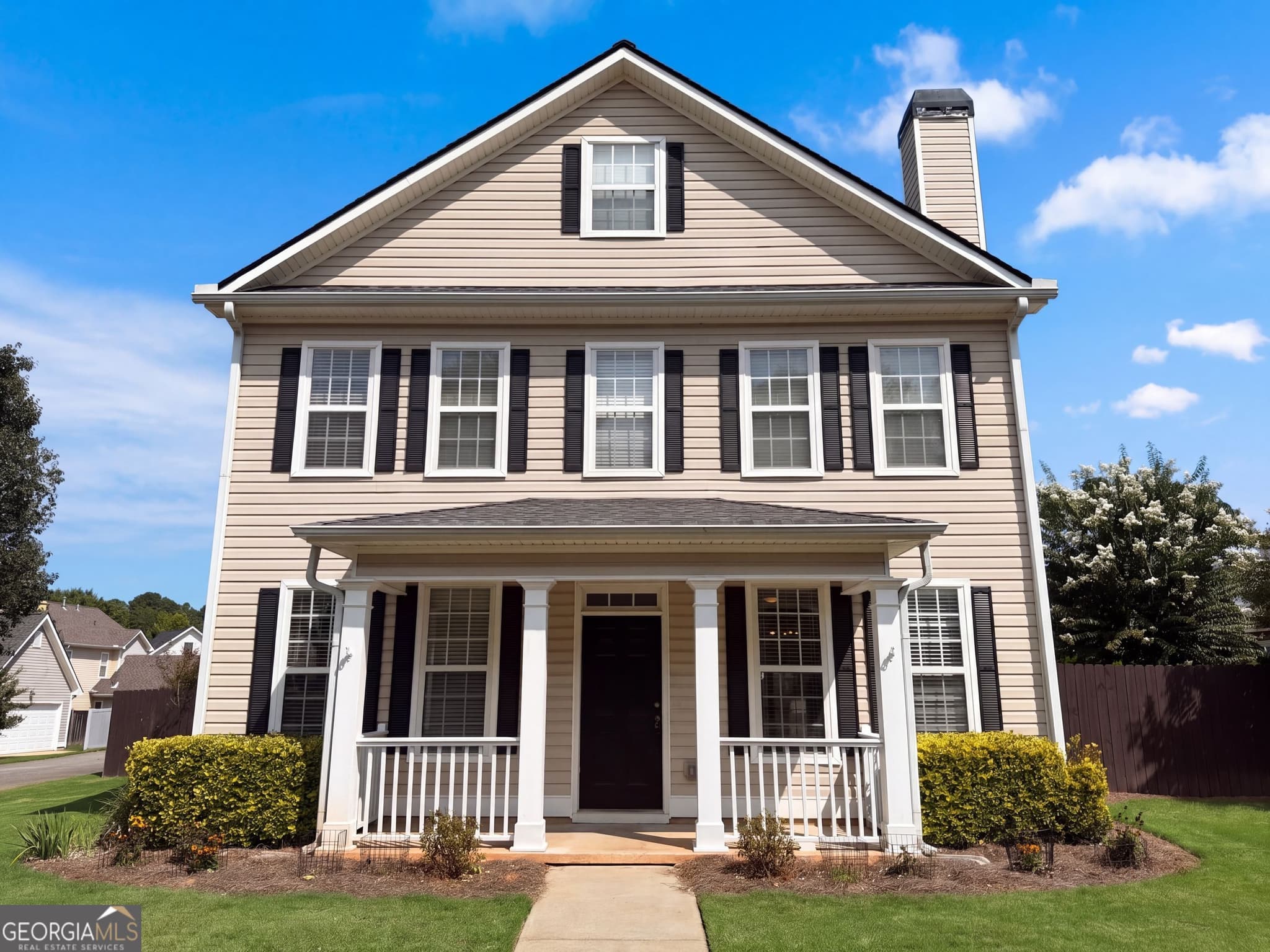 4 bedroom, 2.5 bathroom, 2,304 sq ft single family residence for sale at 12 Columns Way, Newnan, GA 30265 — photo 1 of 45