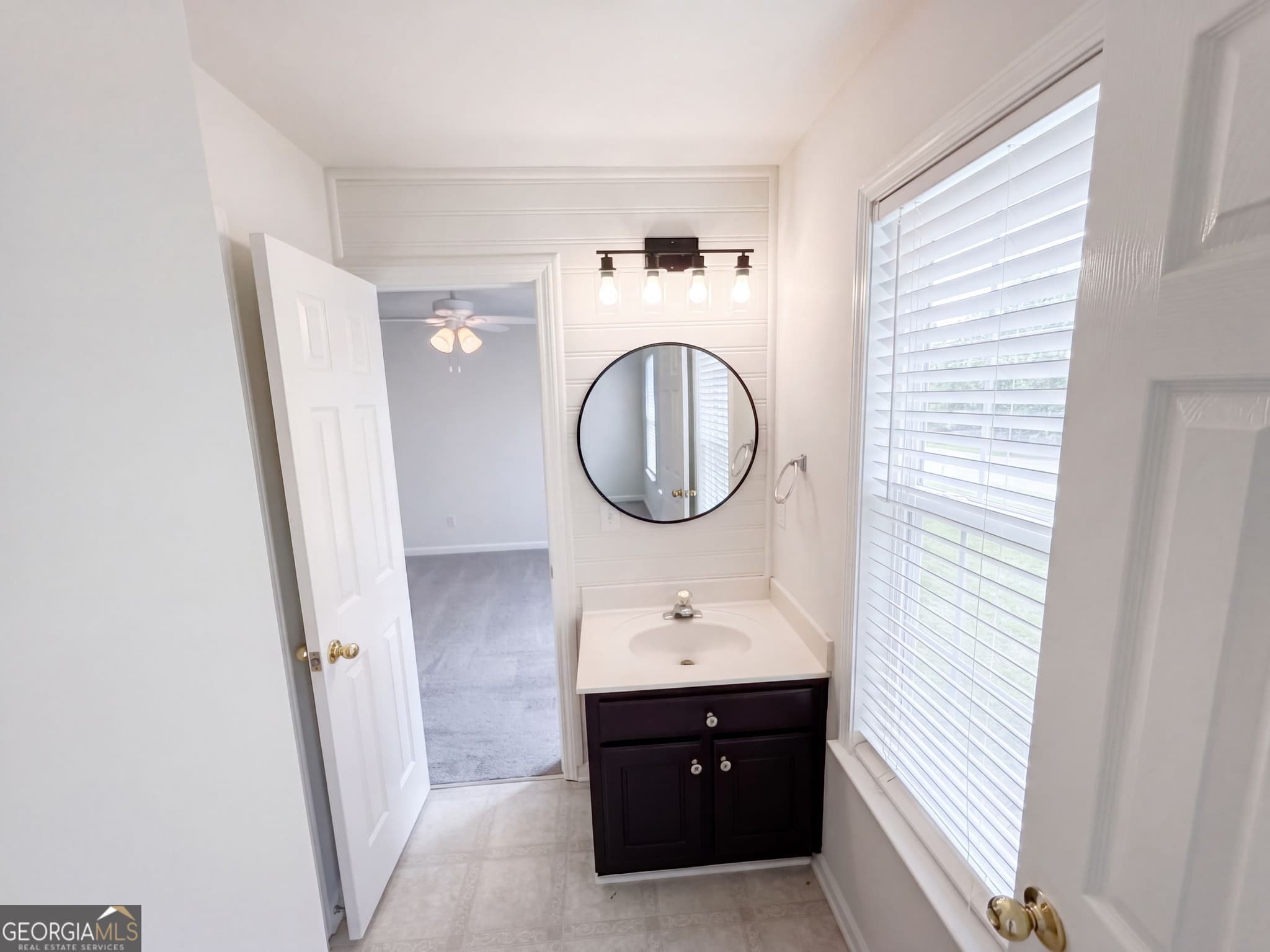4 bedroom, 2.5 bathroom, 2,304 sq ft single family residence for sale at 12 Columns Way, Newnan, GA 30265 — photo 5