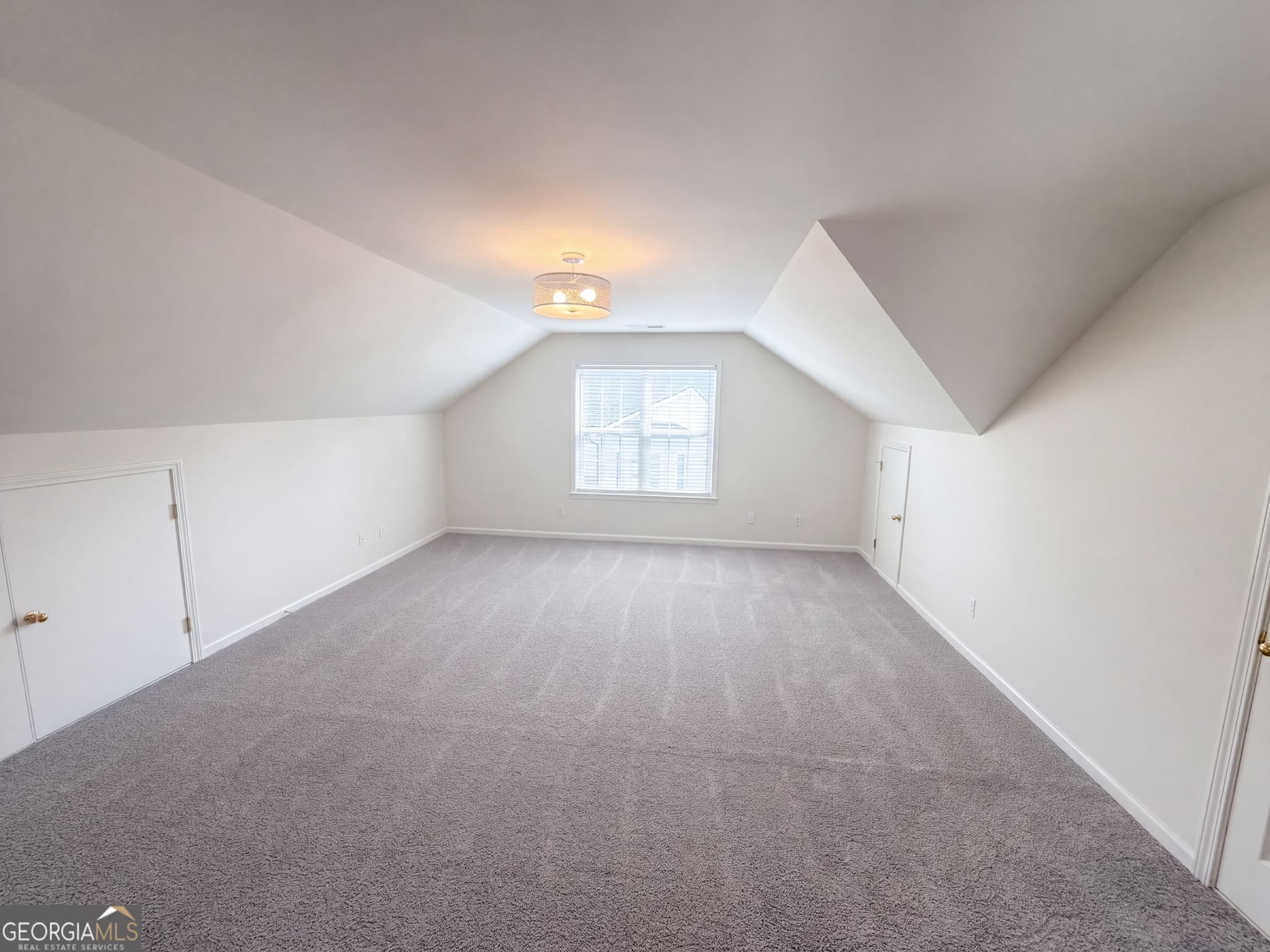 4 bedroom, 2.5 bathroom, 2,304 sq ft single family residence for sale at 12 Columns Way, Newnan, GA 30265 — photo 9