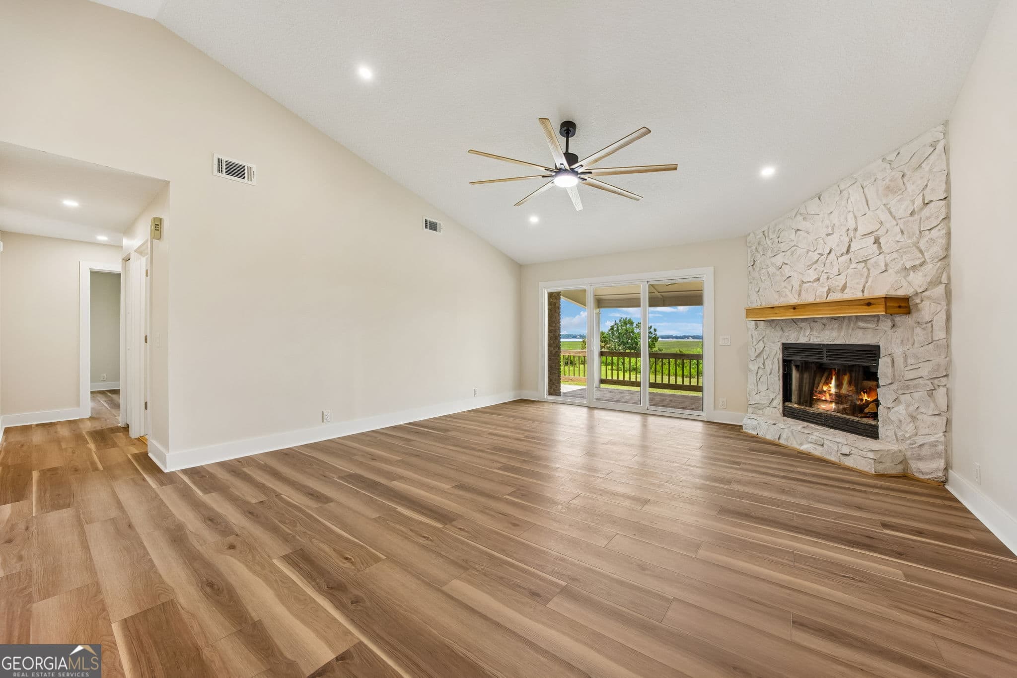 3 bedroom, 3 bathroom, 1,929 sq ft single family residence for sale at 47 Marsh View Court, St. Marys, GA 31558 — photo 6