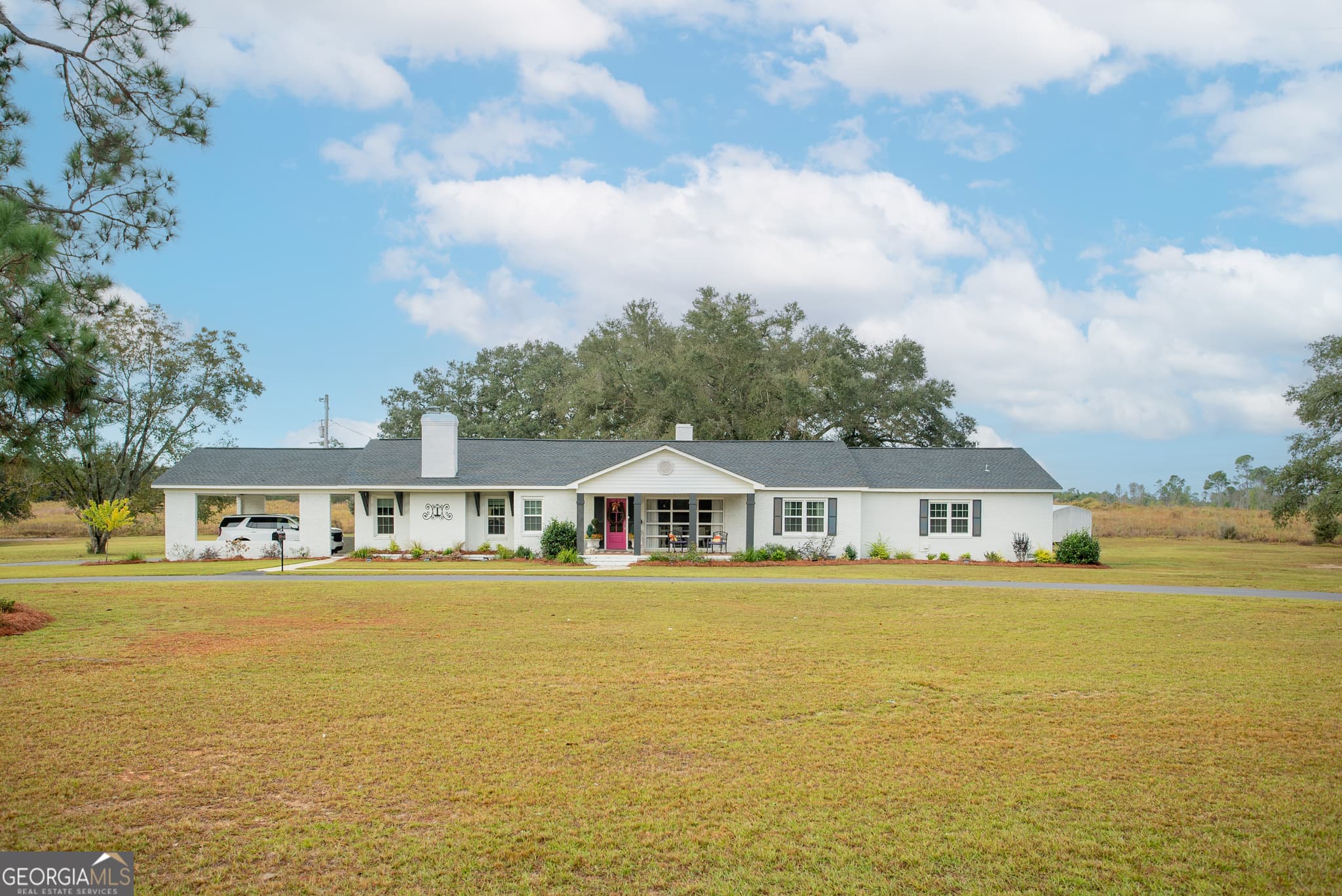 3 bedroom, 2.5 bathroom, 2,776 sq ft single family residence sold at 1176 E Highway 57, Twin City, GA 30471