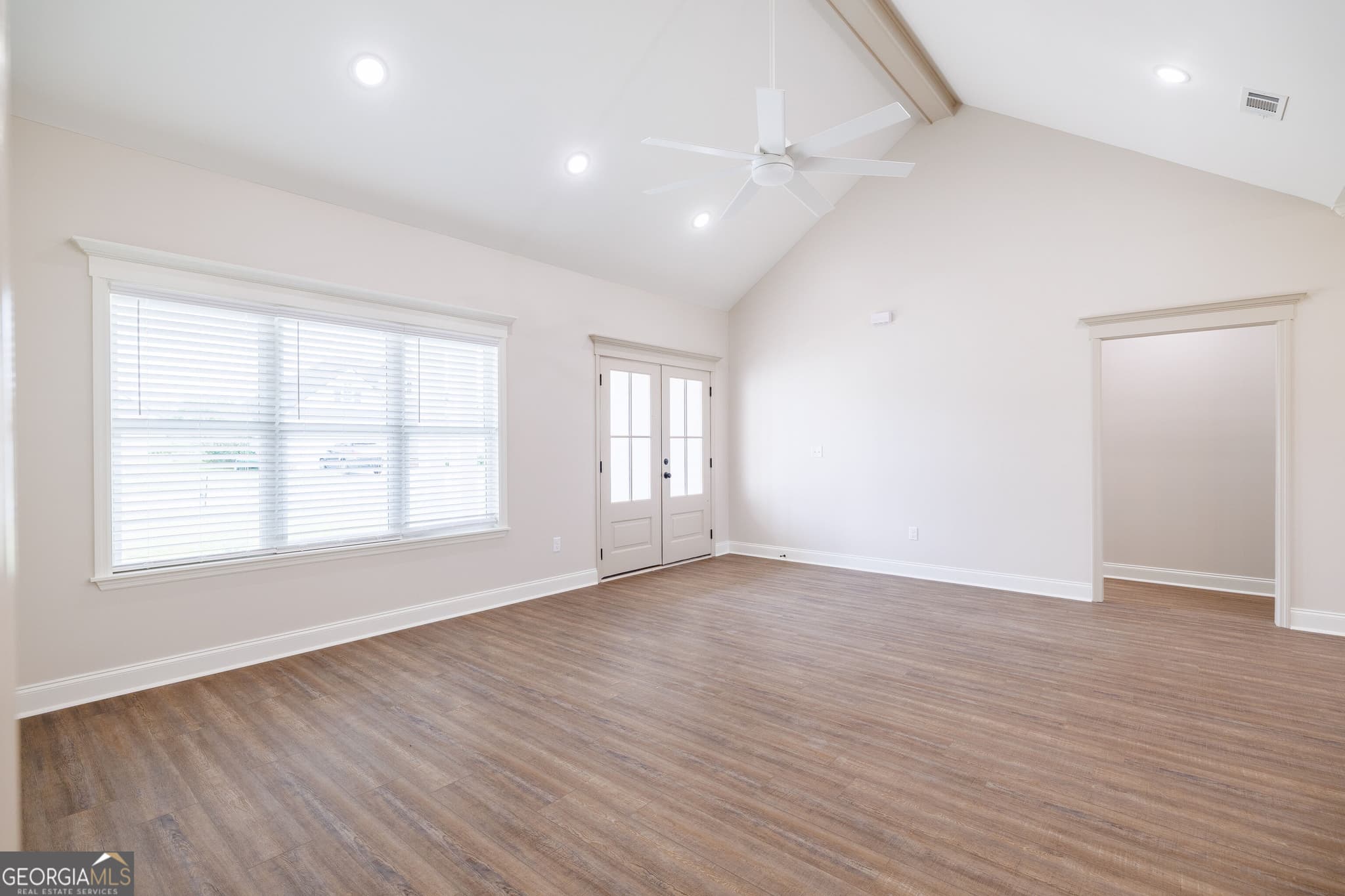 4 bedroom, 2 bathroom, 1,812 sq ft single family residence for sale at 65 Packer Pride Drive, Moultrie, GA 31788 — photo 6
