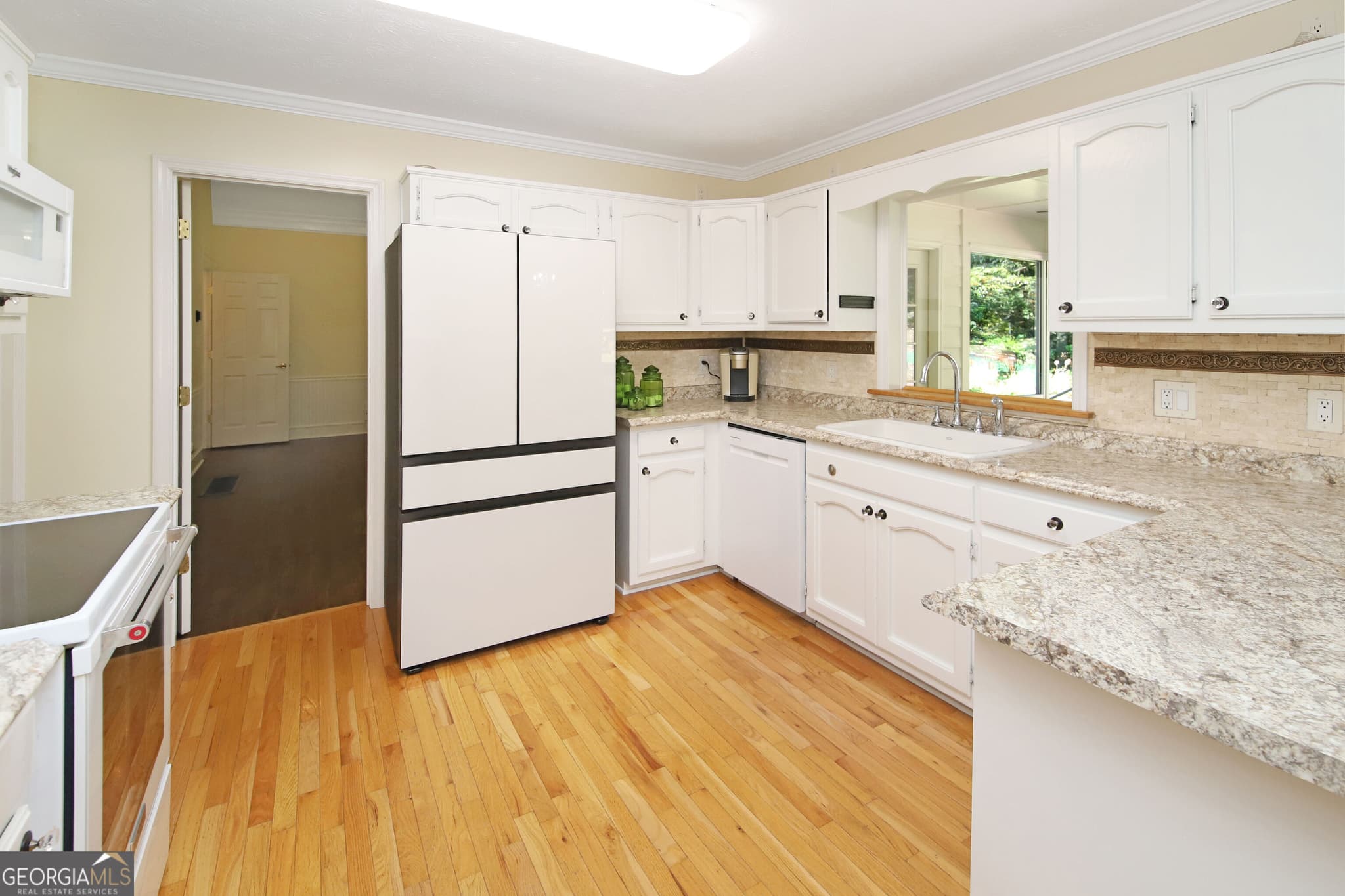 4 bedroom, 3.5 bathroom, 4,425 sq ft single family residence for sale at 105 Kildare Court, Lagrange, GA 30240 — photo 5