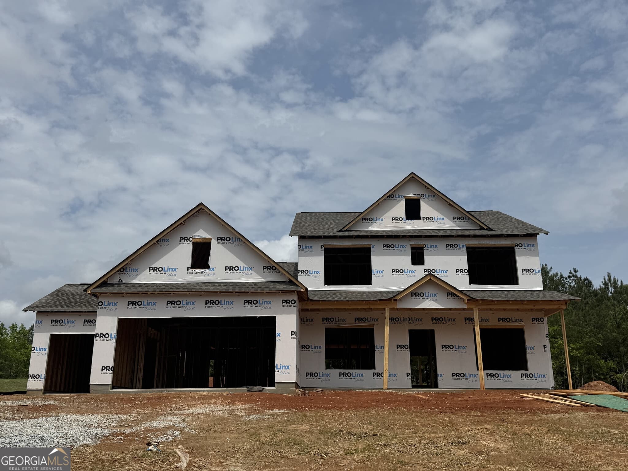 4 bedroom, 3.5 bathroom, 2,854 sq ft single family residence sold at 1069 Red Oak Boulevard, Loganville, GA 30052