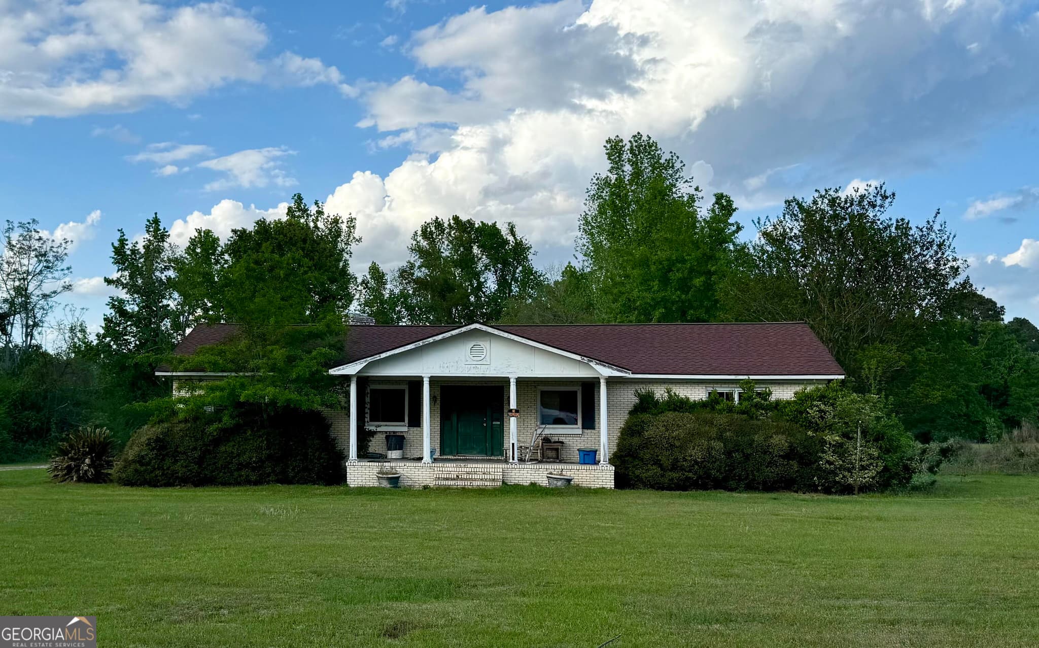 2 bedroom, 2 bathroom, 1,560 sq ft single family residence sold at 4136 W Old Savannah Road, Millen, GA 30442
