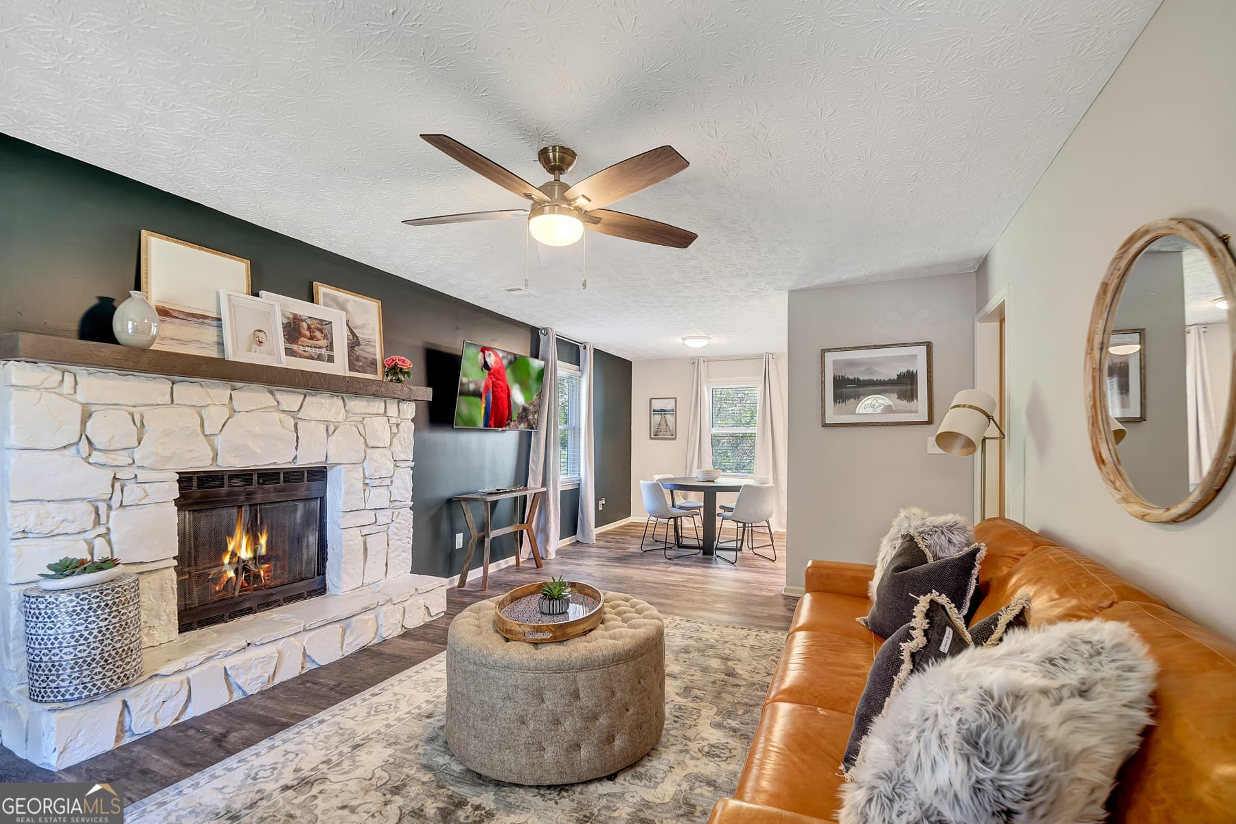 3 bedroom, 2 bathroom, 100 sq ft duplex for rent at 160 Booth Road A, Marietta, GA 30008 for $3,600 a month — photo 1 of 23