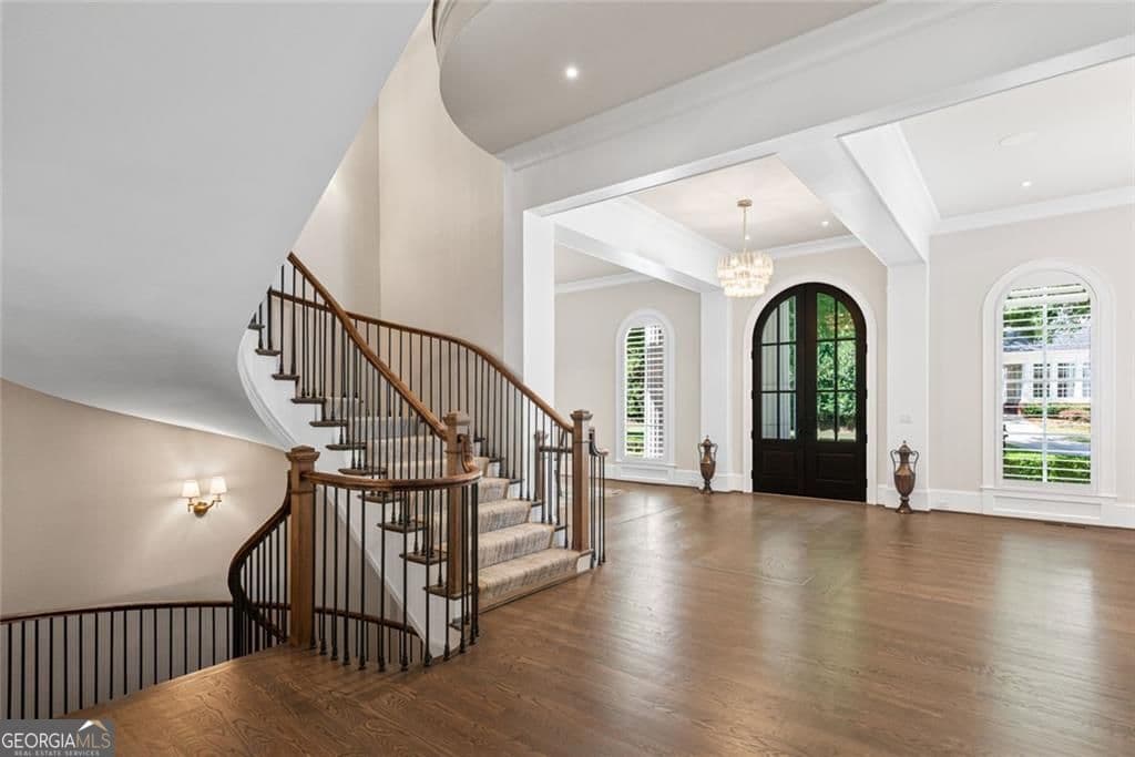 5 bedroom, 6.5 bathroom, 10,500 sq ft single family residence for sale at 3120 Addison Drive, Alpharetta, GA 30022 — photo 7