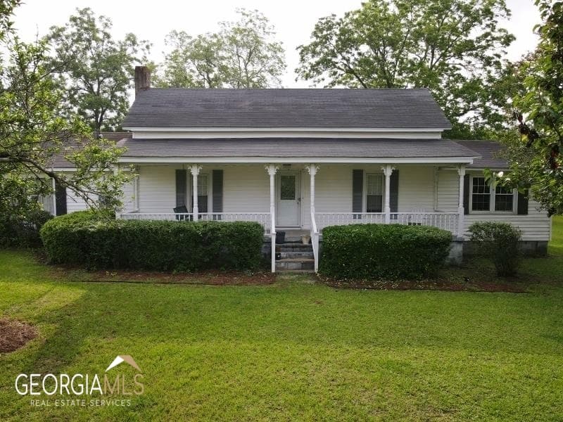 3 bedroom, 1 bathroom, 1,530 sq ft single family residence sold at 734 Lb Hall Road, Garfield, GA 30425