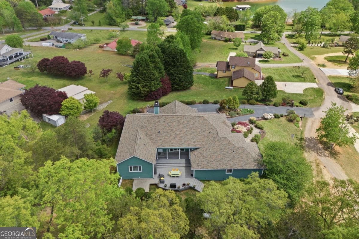 4 bedroom, 4 bathroom, 8,734 sq ft single family residence for sale at 1526 Cedar View Lane, Hiawassee, GA 30546 — photo 7