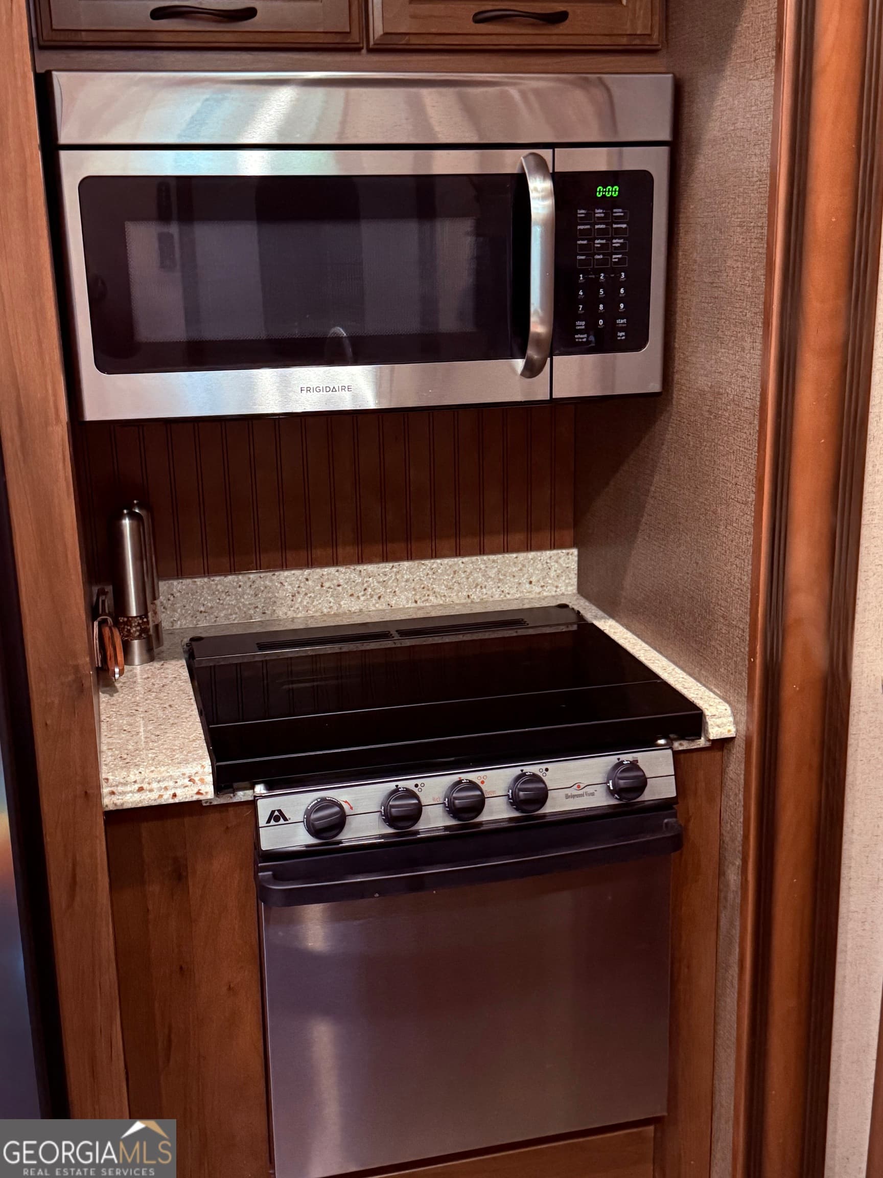 1 bedroom, 1 bathroom manufactured home,single family residence for sale at 287 Stag Leap Drive, Cleveland, GA 30528 — photo 8