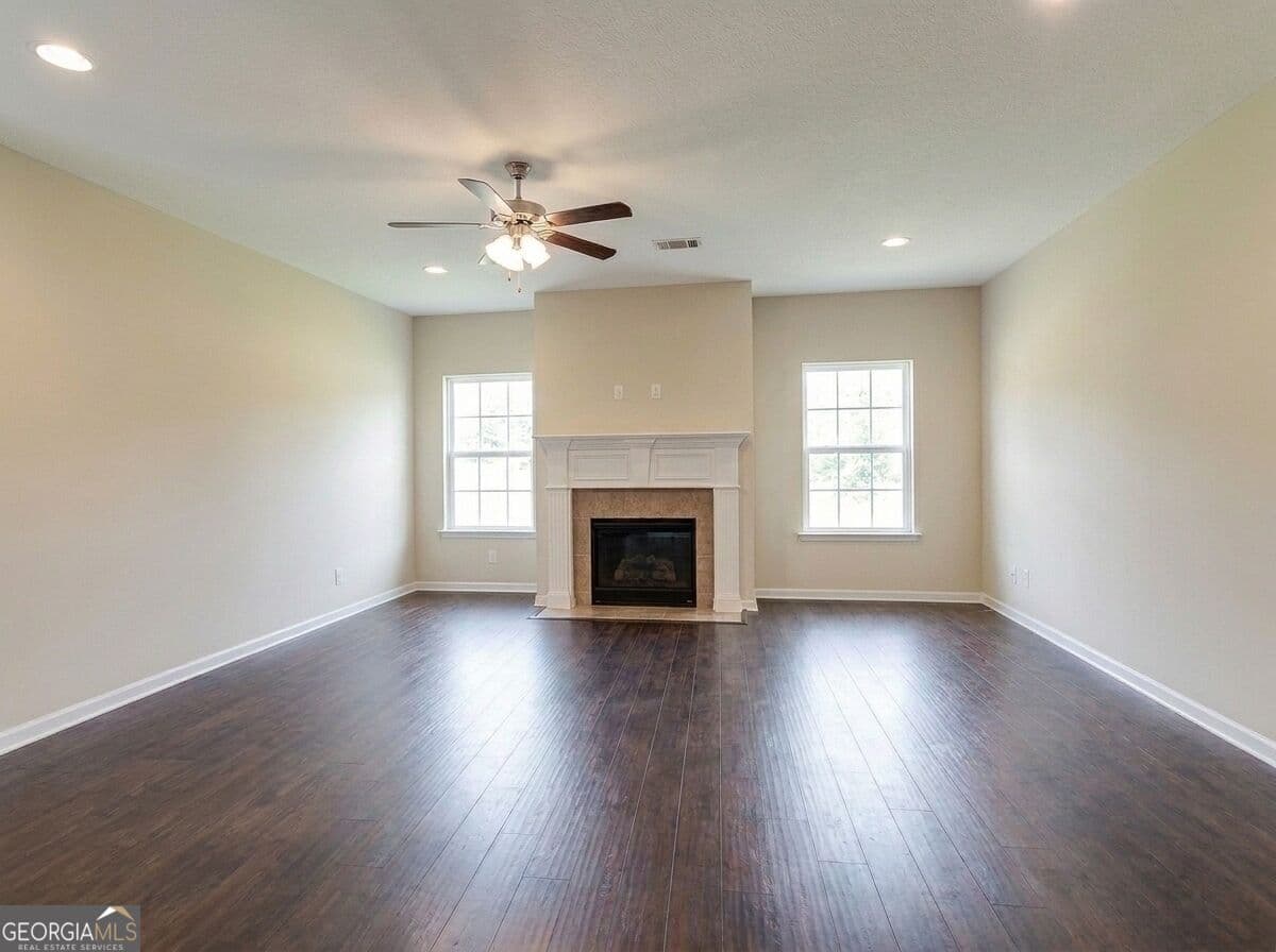 5 bedroom, 3 bathroom, 3,044 sq ft single family residence for sale at 1321 Windrow Drive, Hinesville, GA 31313 — photo 6