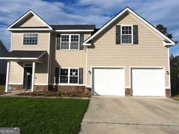 5 bedroom, 3 bathroom, 3,044 sq ft single family residence for sale at 1321 Windrow Drive, Hinesville, GA 31313