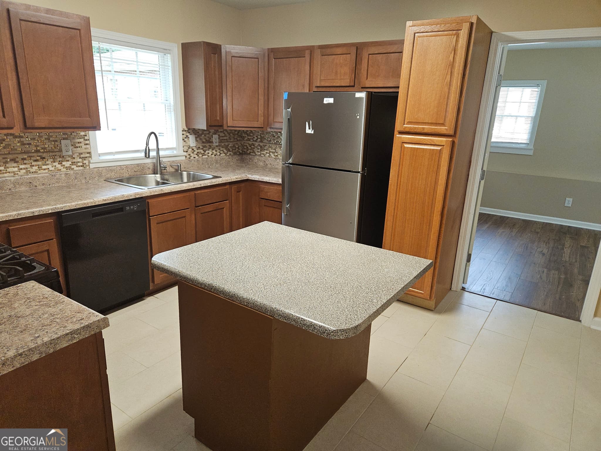3 bedroom, 1.5 bathroom, 1,380 sq ft single family residence for rent at 3202 Benjamin E Mays Drive, Atlanta, GA 30311 for $2,050 a month — photo 7