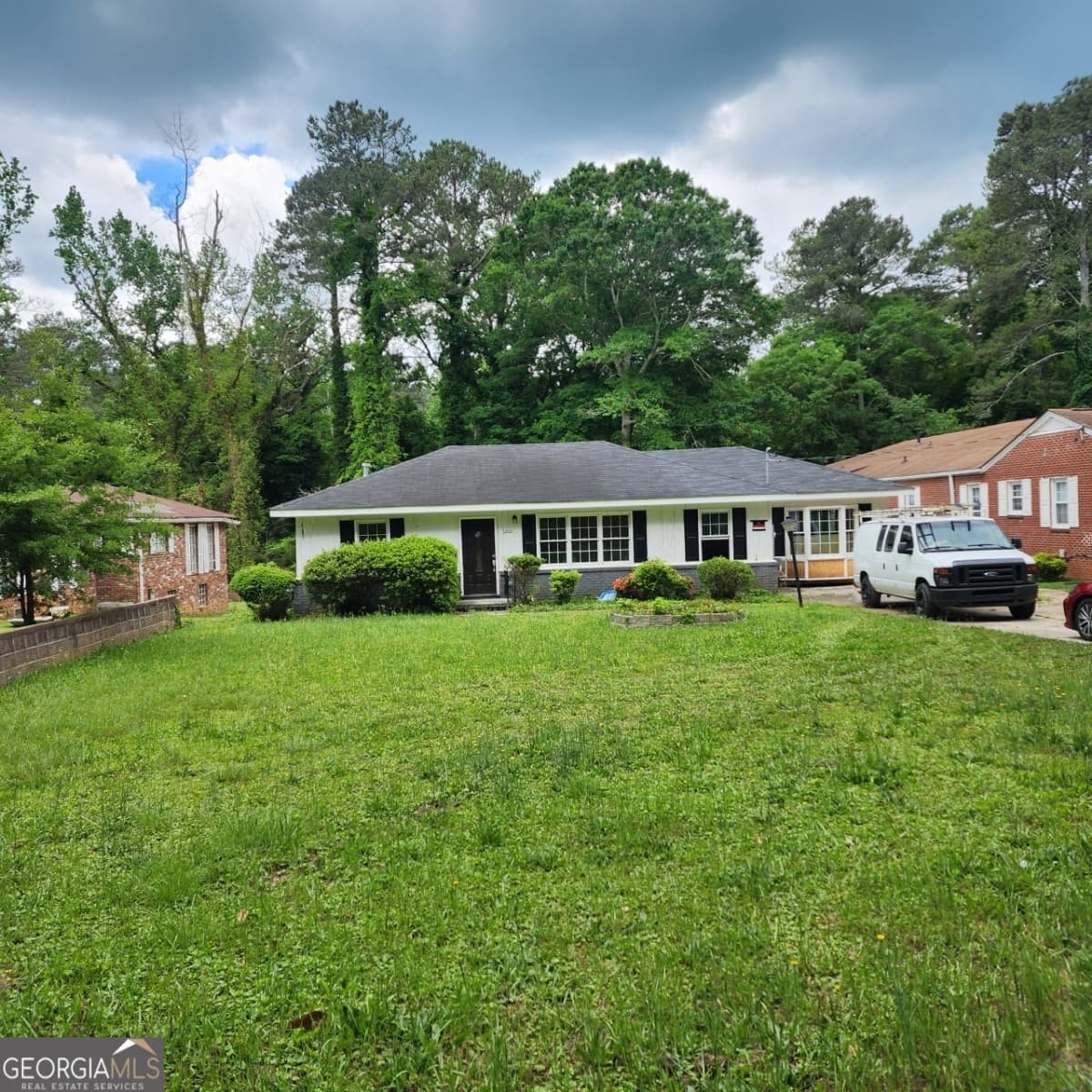 3 bedroom, 1.5 bathroom, 1,380 sq ft single family residence for rent at 3202 Benjamin E Mays Drive, Atlanta, GA 30311 for $2,050 a month — photo 1 of 9