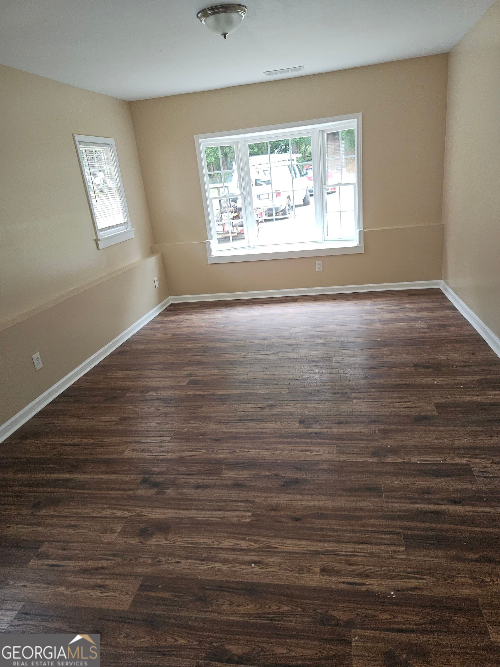 3 bedroom, 1.5 bathroom, 1,380 sq ft single family residence for rent at 3202 Benjamin E Mays Drive, Atlanta, GA 30311 for $2,050 a month — photo 8