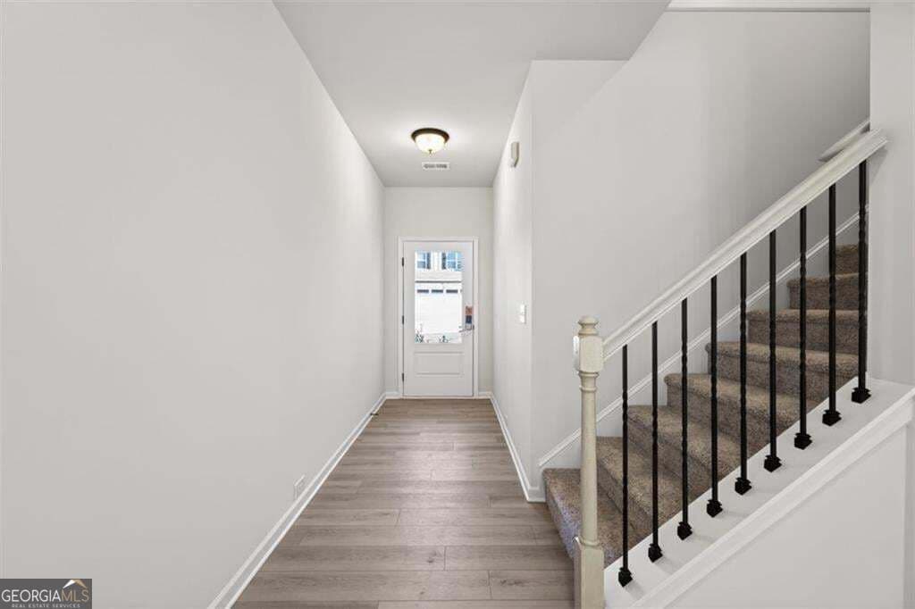 3 bedroom, 2.5 bathroom, 1,807 sq ft townhouse for sale at 21 Bonsai Way 193, Cartersville, GA 30121 — photo 2