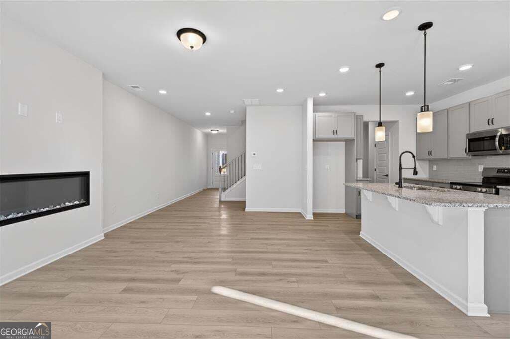 3 bedroom, 2.5 bathroom, 1,807 sq ft townhouse for sale at 21 Bonsai Way 193, Cartersville, GA 30121 — photo 6