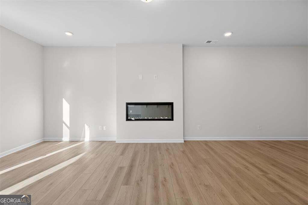 3 bedroom, 2.5 bathroom, 1,807 sq ft townhouse for sale at 21 Bonsai Way 193, Cartersville, GA 30121 — photo 5