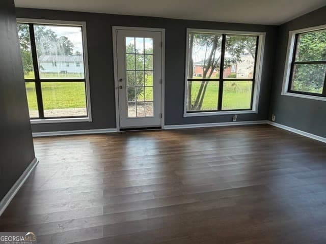 3 bedroom, 2.5 bathroom, 1,599 sq ft single family residence for sale at 815 E Edwards Street, Mount Vernon, GA 30445 — photo 6