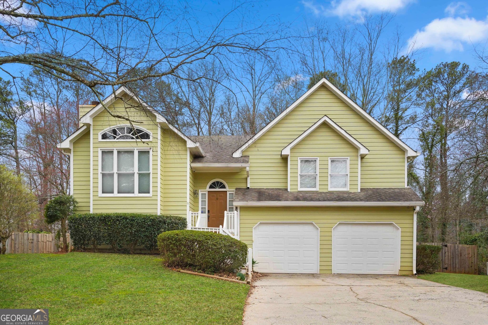 2 bedroom, 1 bathroom, 1,276 sq ft single family residence for rent at 3435 Alexander Place, Smyrna, GA 30082 for $1,600 a month — photo 1 of 20