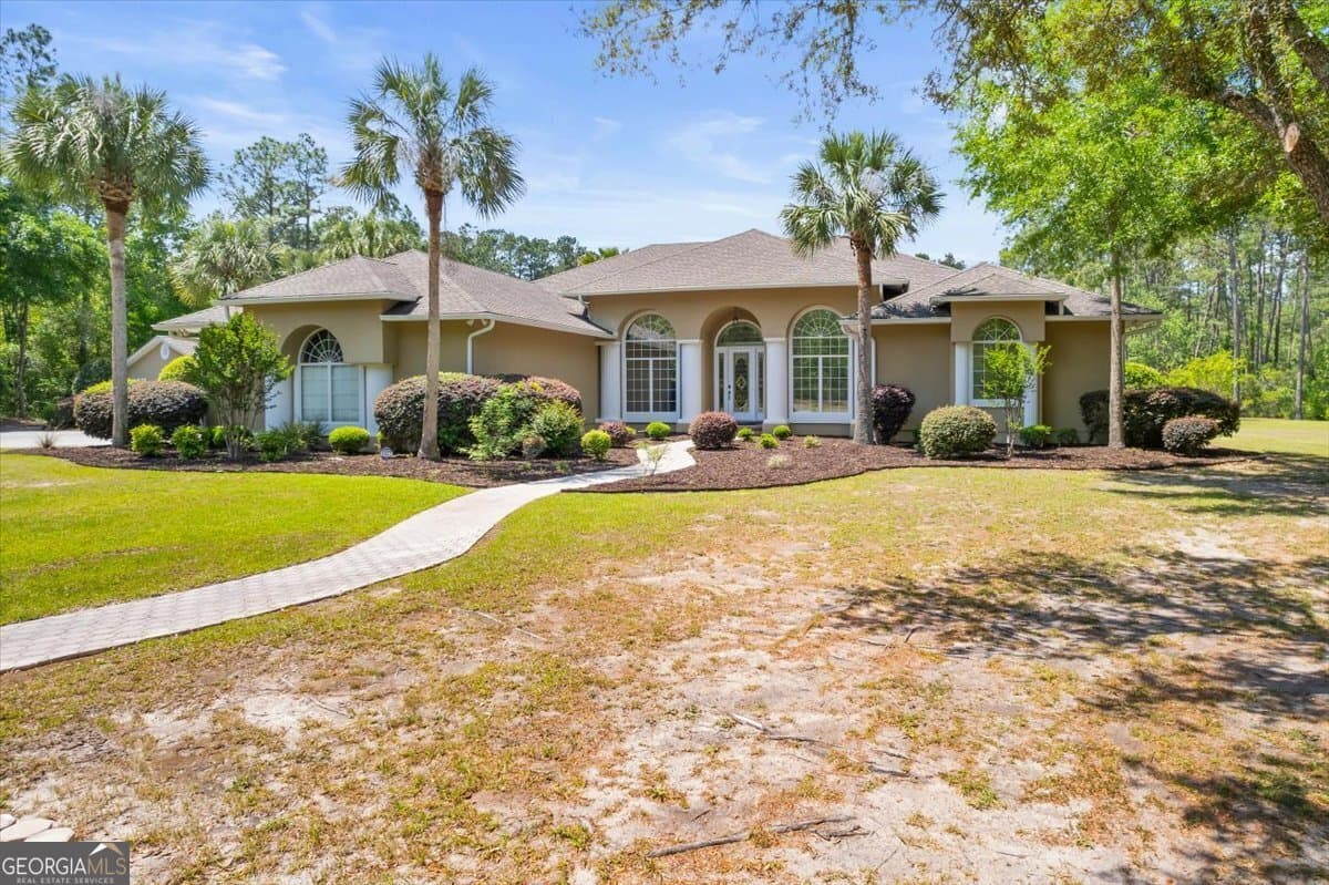 5 bedroom, 4.5 bathroom, 5,500 sq ft single family residence sold at 6301 Riverwoods Drive, Blackshear, GA 31516