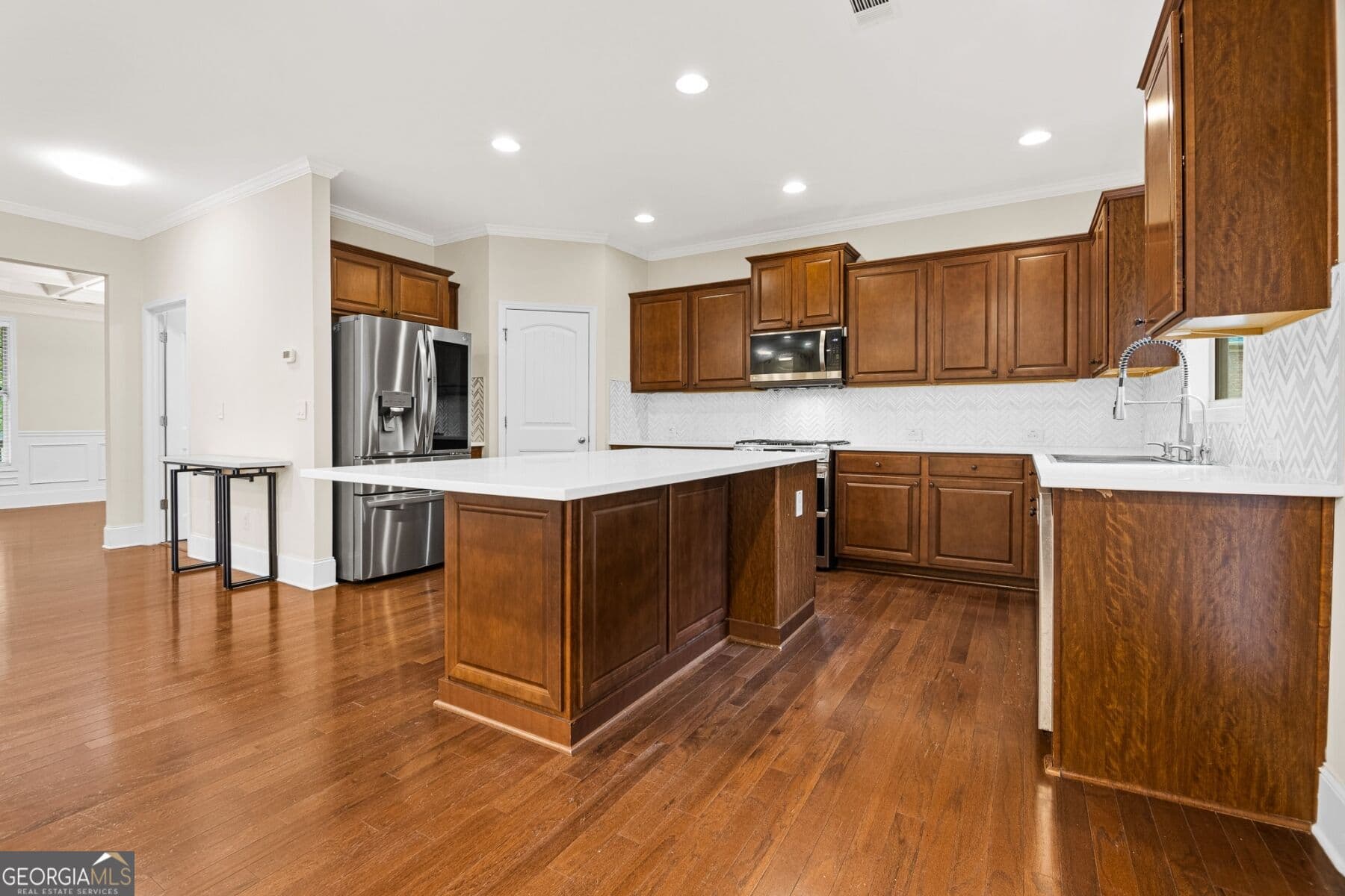 7 bedroom, 4 bathroom, 4,259 sq ft single family residence for rent at 560 Nichols View Way, Suwanee, GA 30024 for $3,595 a month — photo 7