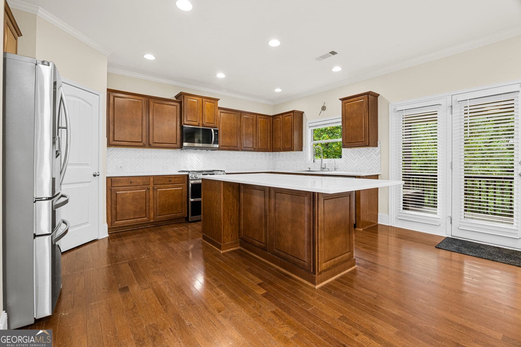 7 bedroom, 4 bathroom, 4,259 sq ft single family residence for rent at 560 Nichols View Way, Suwanee, GA 30024 for $3,595 a month — photo 9