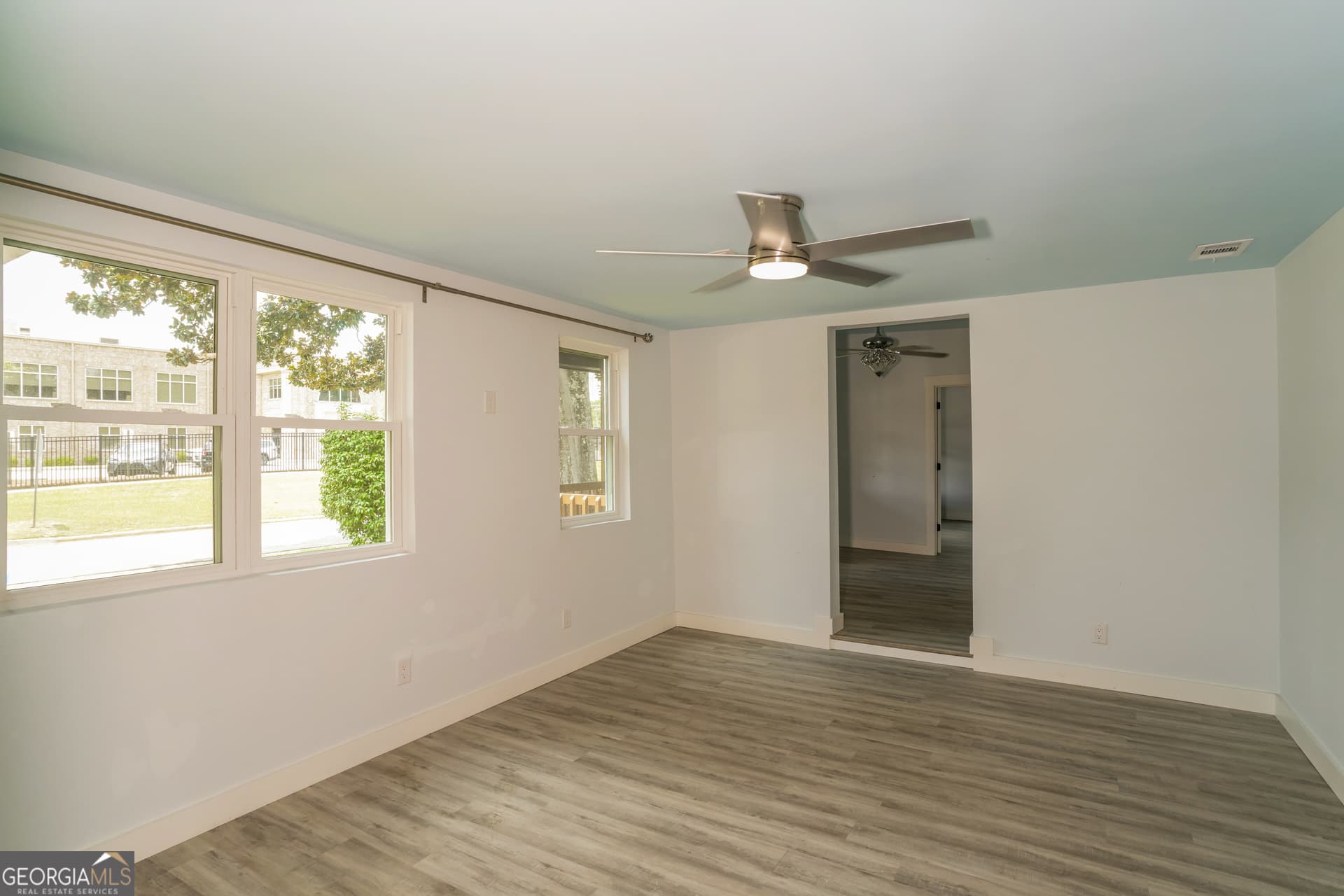 4 bedroom, 2 bathroom, 1,713 sq ft single family residence for sale at 5213 Dillon Avenue, Savannah, GA 31405 — photo 5