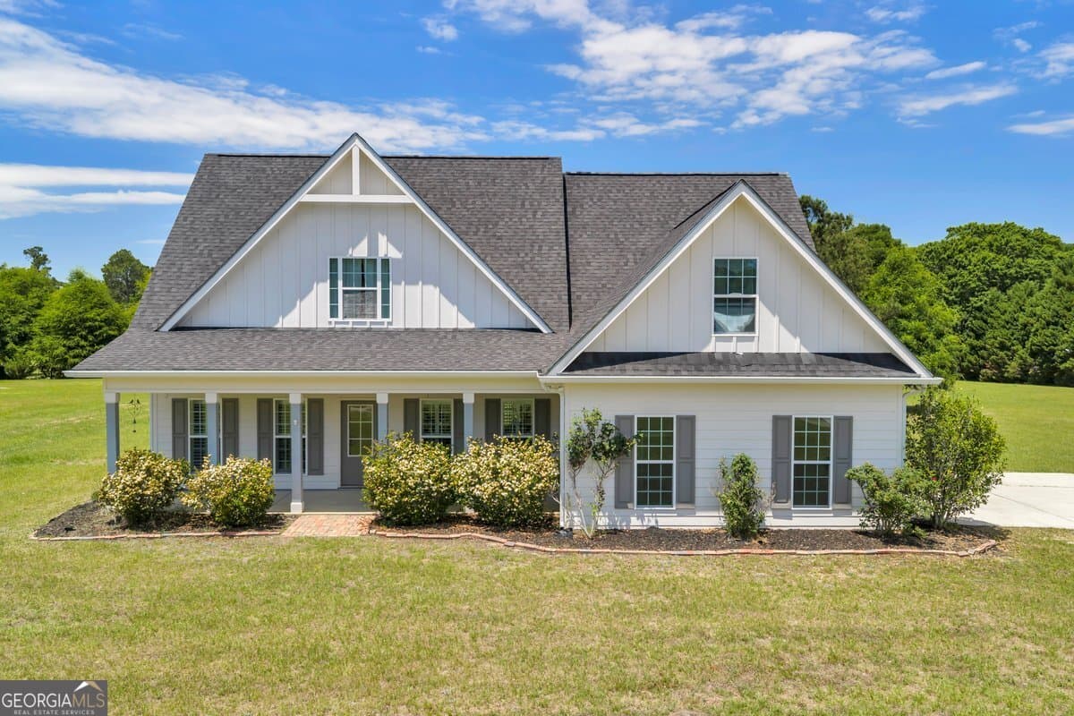 4 bedroom, 2.5 bathroom, 2,372 sq ft single family residence sold at 141 Landing Road, Cordele, GA 31015