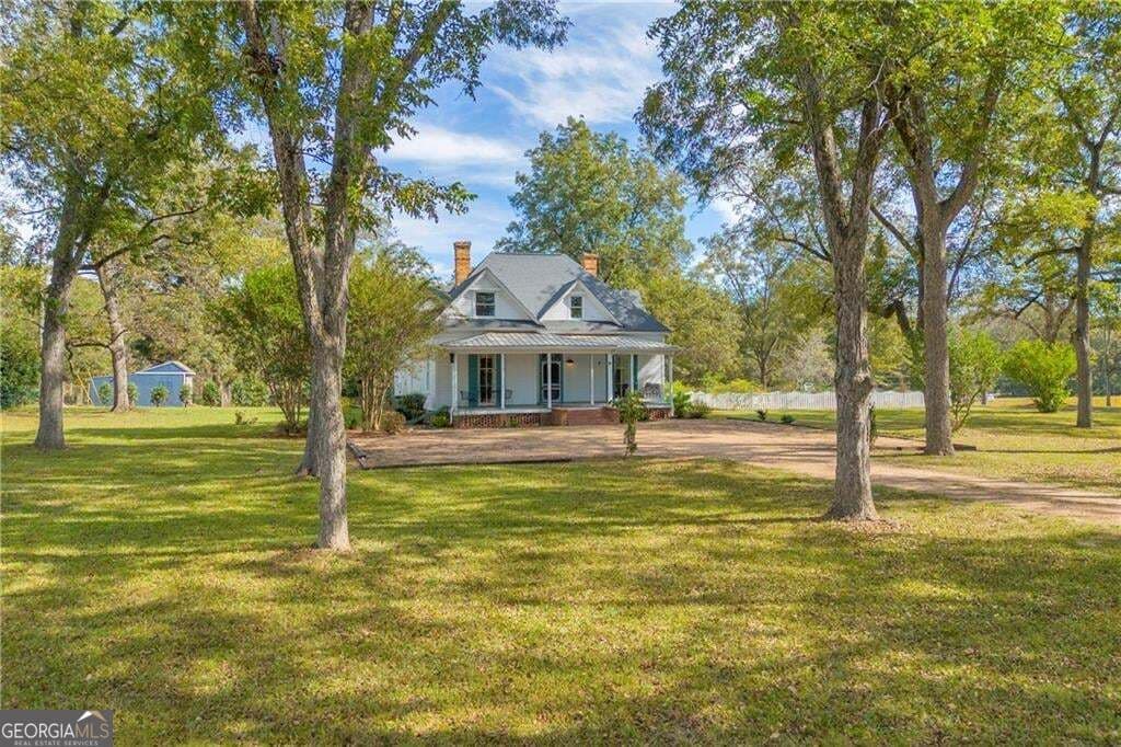 5 bedroom, 3 bathroom, 4,230 sq ft single family residence for sale at 5921 Bostwick Highway, Bishop, GA 30621 — photo 2