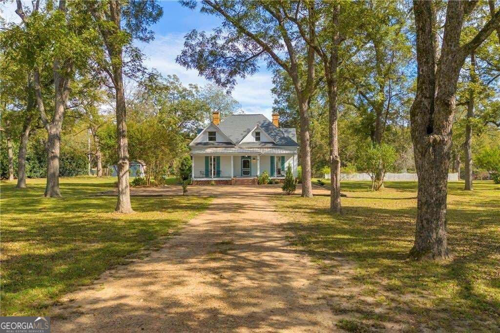 5 bedroom, 3 bathroom, 4,230 sq ft single family residence for sale at 5921 Bostwick Highway, Bishop, GA 30621 — photo 1 of 66