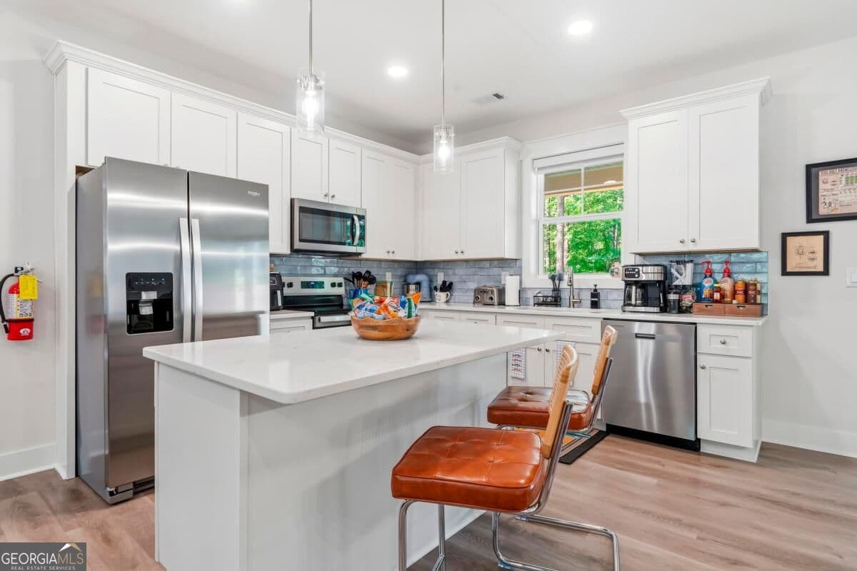 3 bedroom, 2 bathroom, 1,450 sq ft single family residence for rent at 183 Crooked Creek B Drive, Eatonton, GA 31024 for $2,650 a month — photo 5