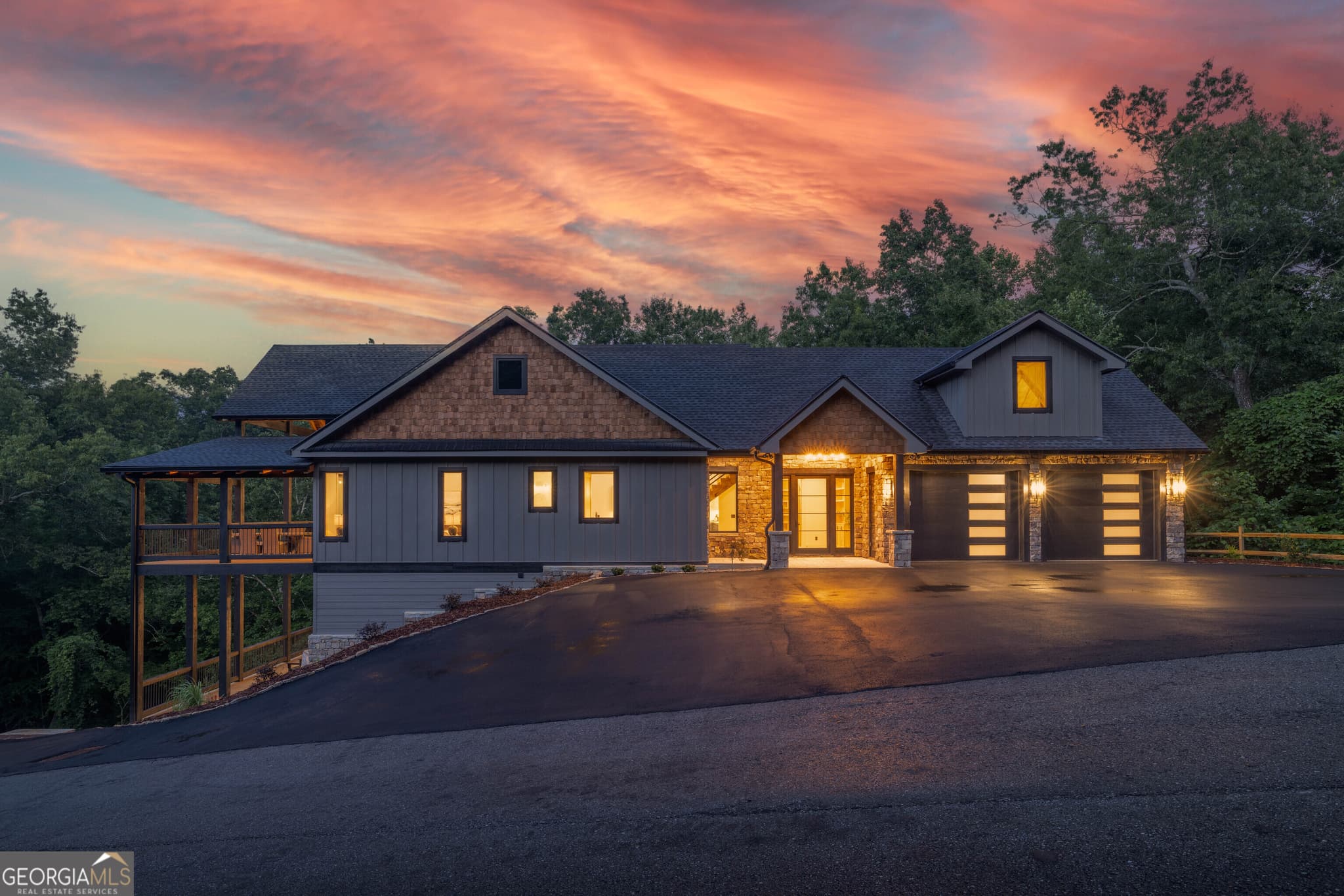 5 bedroom, 5 bathroom, 4,700 sq ft single family residence for sale at 44 Staurolite Mountain Road, Blue Ridge, GA 30513 — photo 1 of 189
