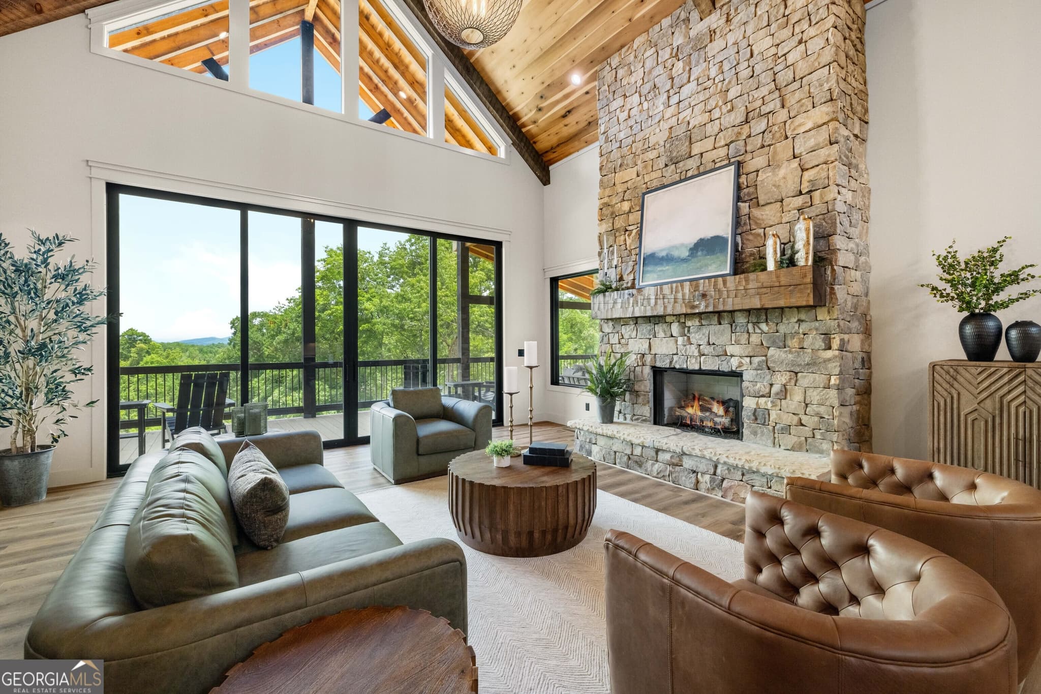 5 bedroom, 5 bathroom, 4,700 sq ft single family residence for sale at 44 Staurolite Mountain Road, Blue Ridge, GA 30513 — photo 5