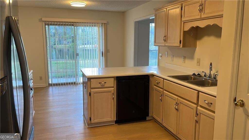 3 bedroom, 2 bathroom, 1,890 sq ft single family residence for sale at 3039 Charing Cross, Brunswick, GA 31525 — photo 7