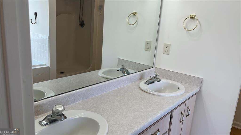 3 bedroom, 2 bathroom, 1,890 sq ft single family residence for sale at 3039 Charing Cross, Brunswick, GA 31525 — photo 10