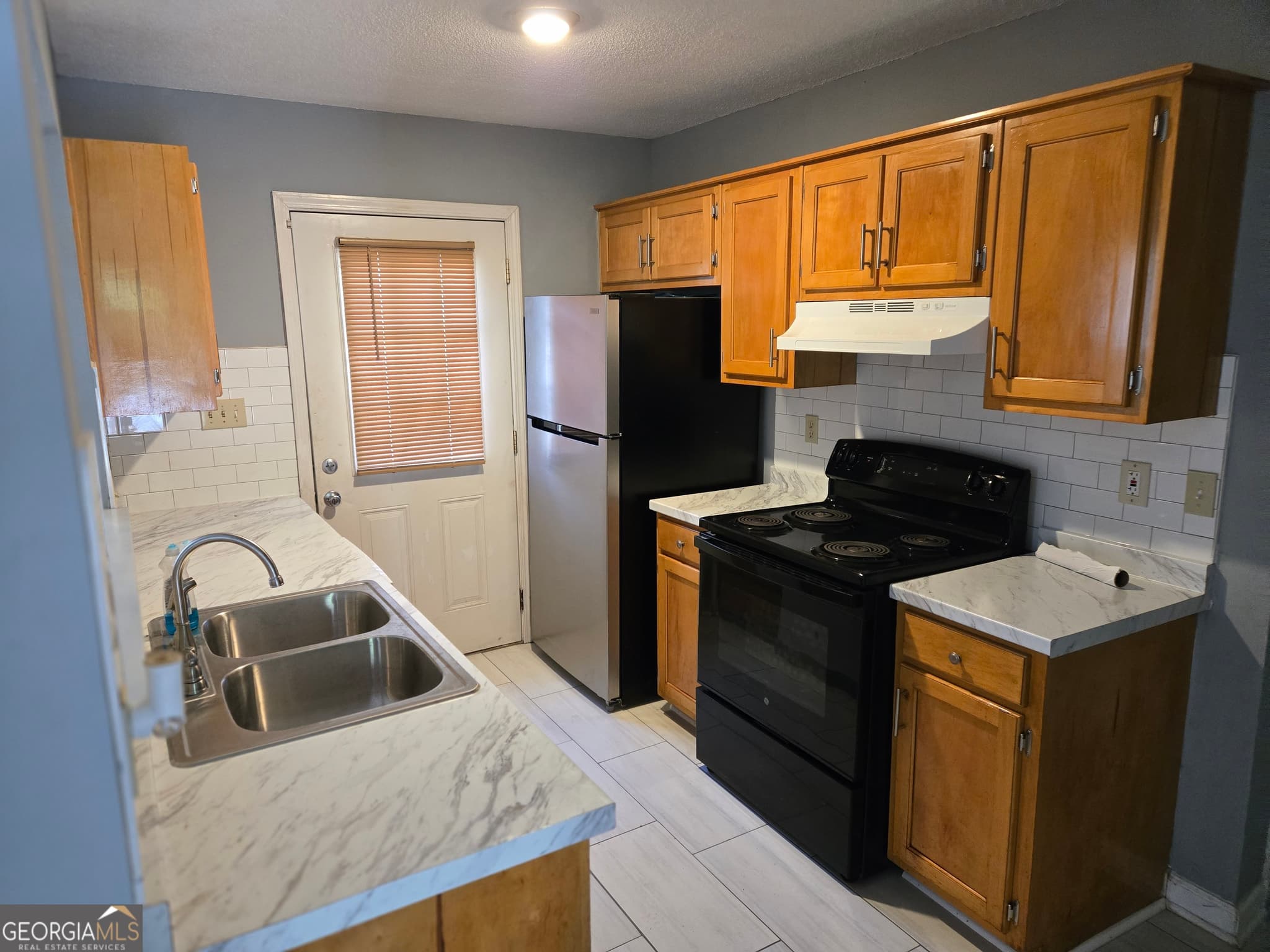 3 bedroom, 2 bathroom single family residence for rent at 629 Hanson Street, Macon, GA 31206 for $1,500 a month — photo 8