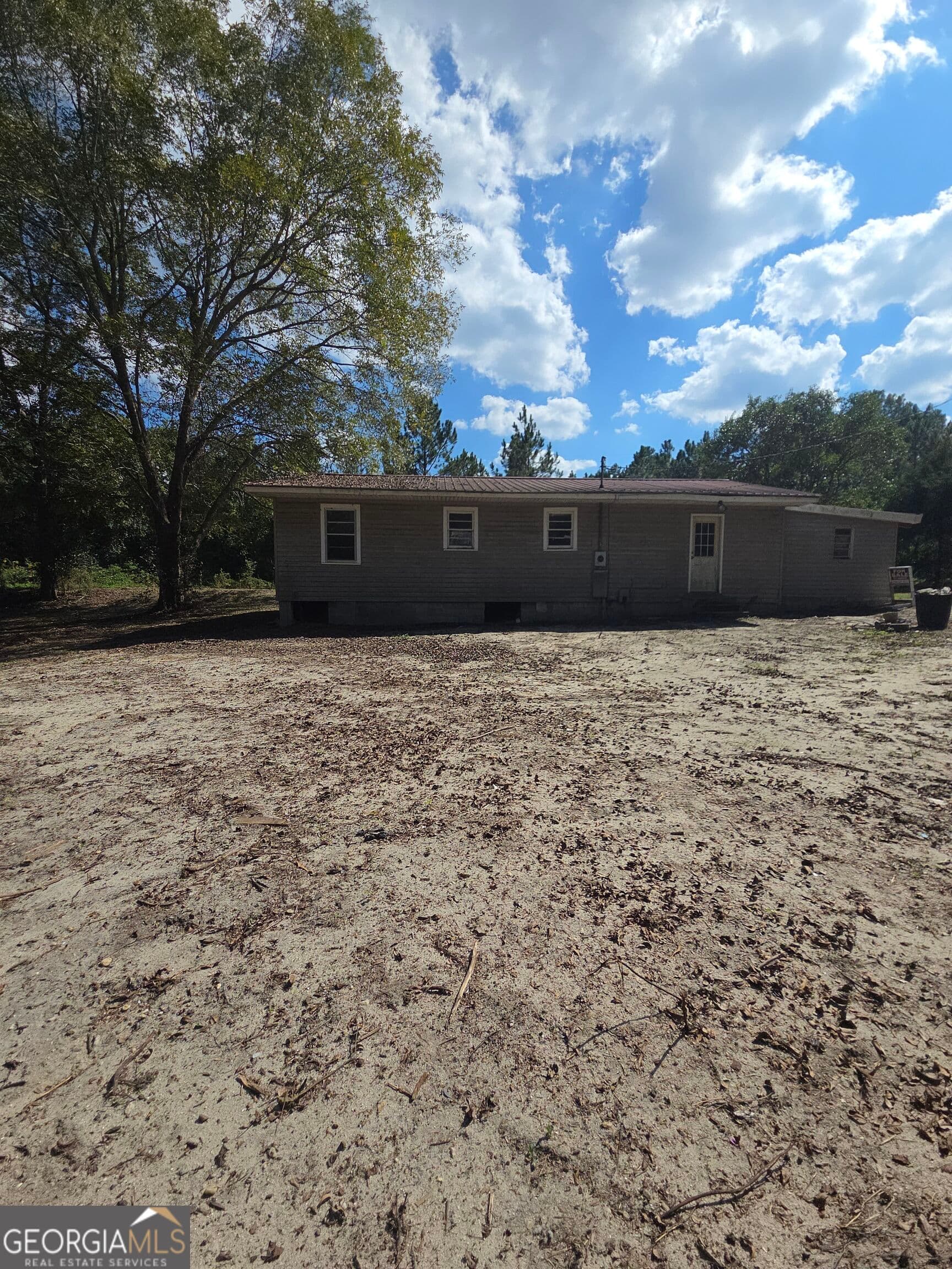 2 bedroom, 1 bathroom, 1,152 sq ft single family residence for sale at 6005 Dixon Street, Eastman, GA 31023 — photo 9