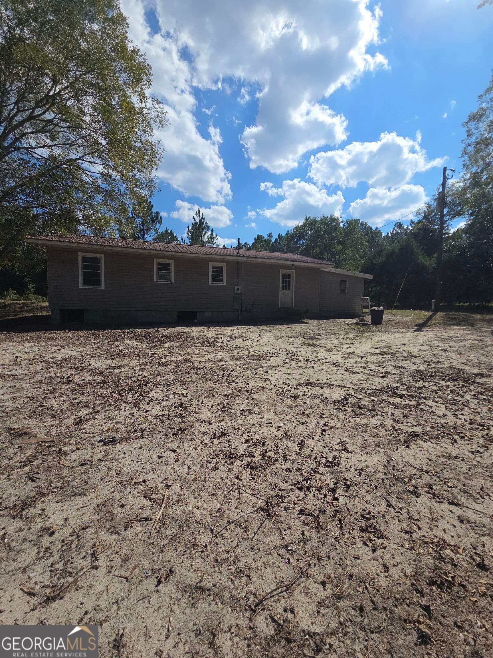 2 bedroom, 1 bathroom, 1,152 sq ft single family residence for sale at 6005 Dixon Street, Eastman, GA 31023 — photo 10