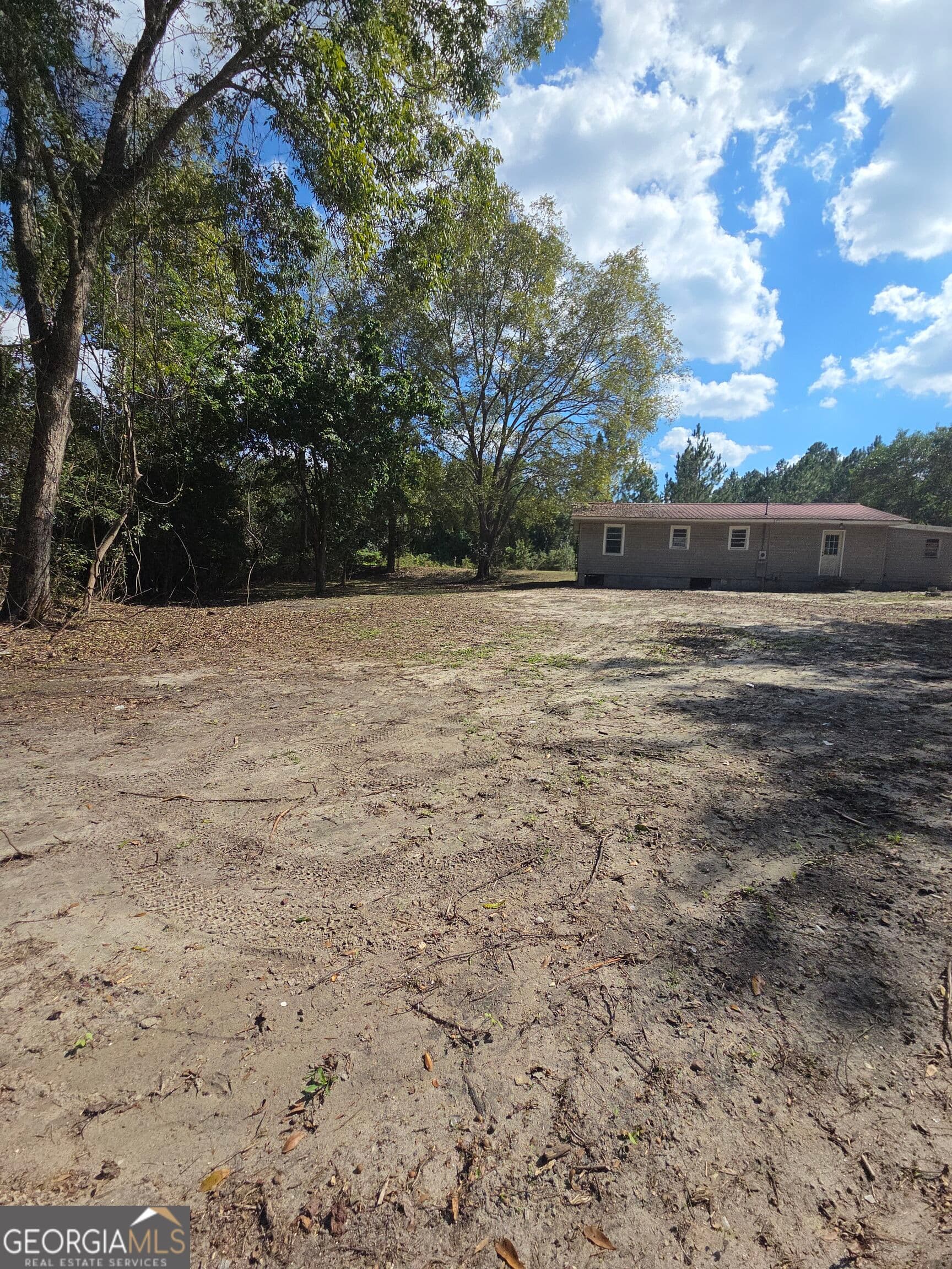 2 bedroom, 1 bathroom, 1,152 sq ft single family residence for sale at 6005 Dixon Street, Eastman, GA 31023 — photo 8