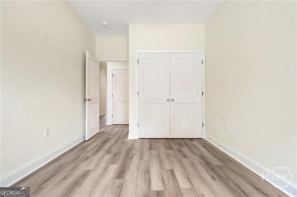 6 bedroom, 4 bathroom, 2,392 sq ft mixed use for sale at 728 Talmadge Road LOT 7, Allenhurst, GA 31301 — photo 8