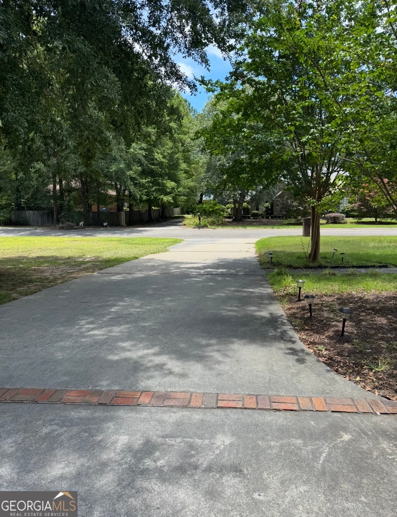 5 bedroom, 3.5 bathroom, 4,037 sq ft single family residence for sale at 128 Cedar Creek Drive, Dublin, GA 31021 — photo 6