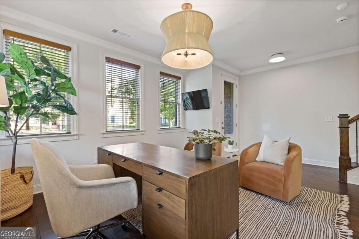 3 bedroom, 3.5 bathroom, 2,128 sq ft townhouse for sale at 6044 Lucas Street, Norcross, GA 30071 — photo 9