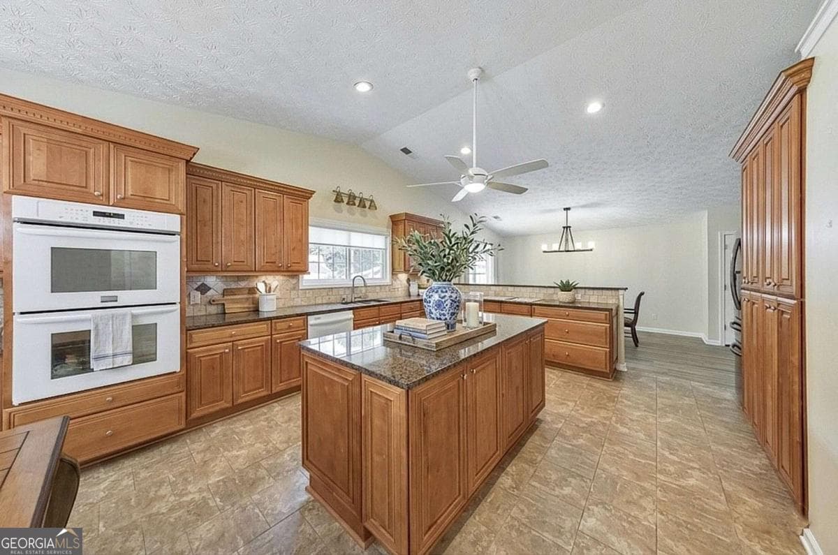 3 bedroom, 2 bathroom, 2,546 sq ft single family residence for sale at 2231 Fort Martin Way, Lawrenceville, GA 30045 — photo 3